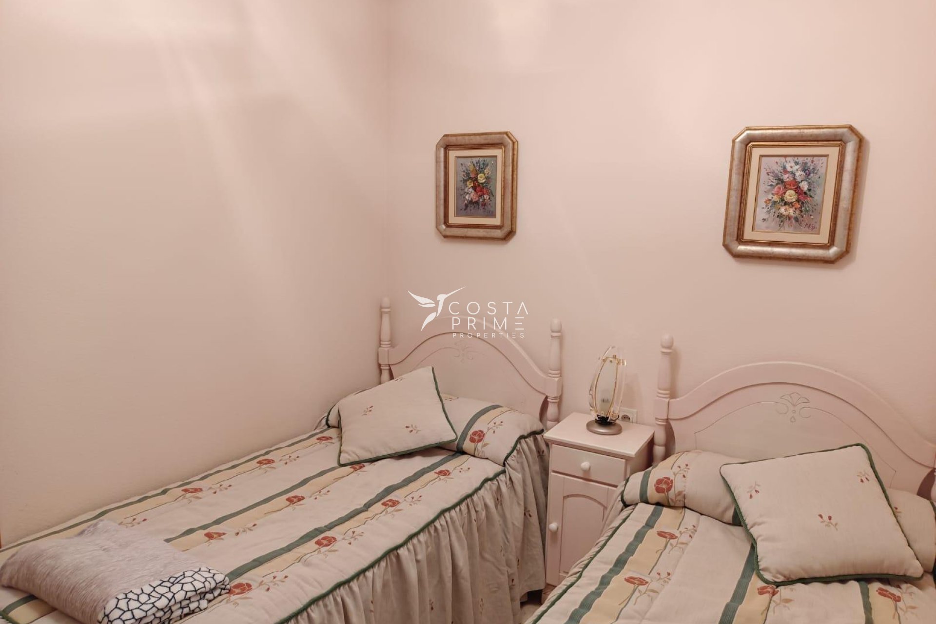 Resale - Apartment / Flat - Benidorm