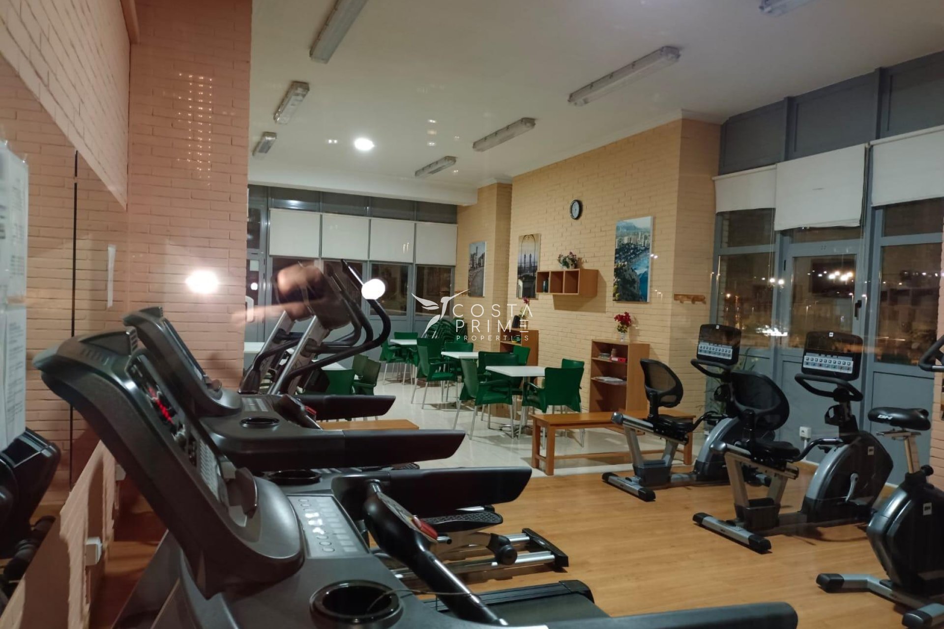 Resale - Apartment / Flat - Benidorm