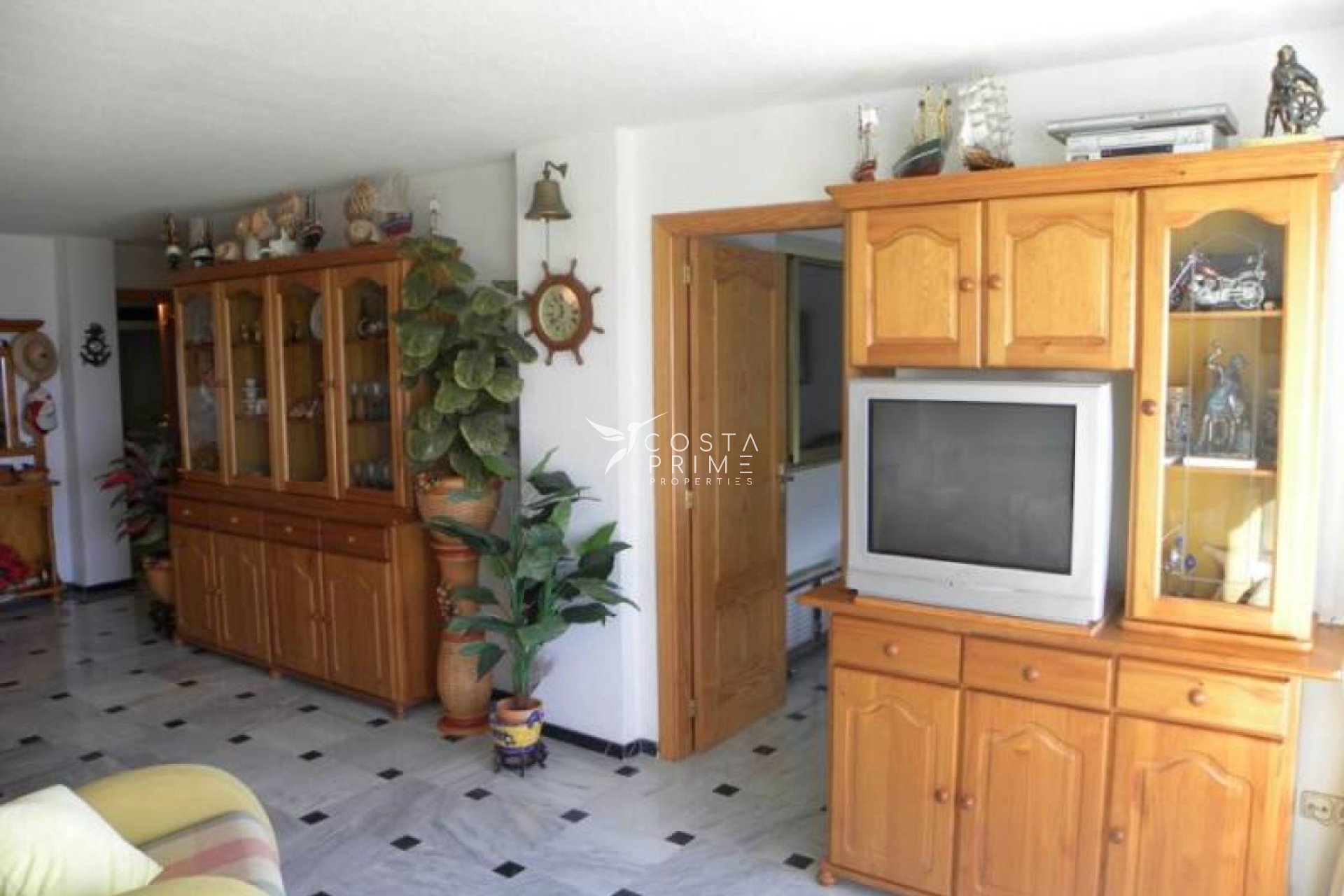 Resale - Apartment / Flat - Benidorm