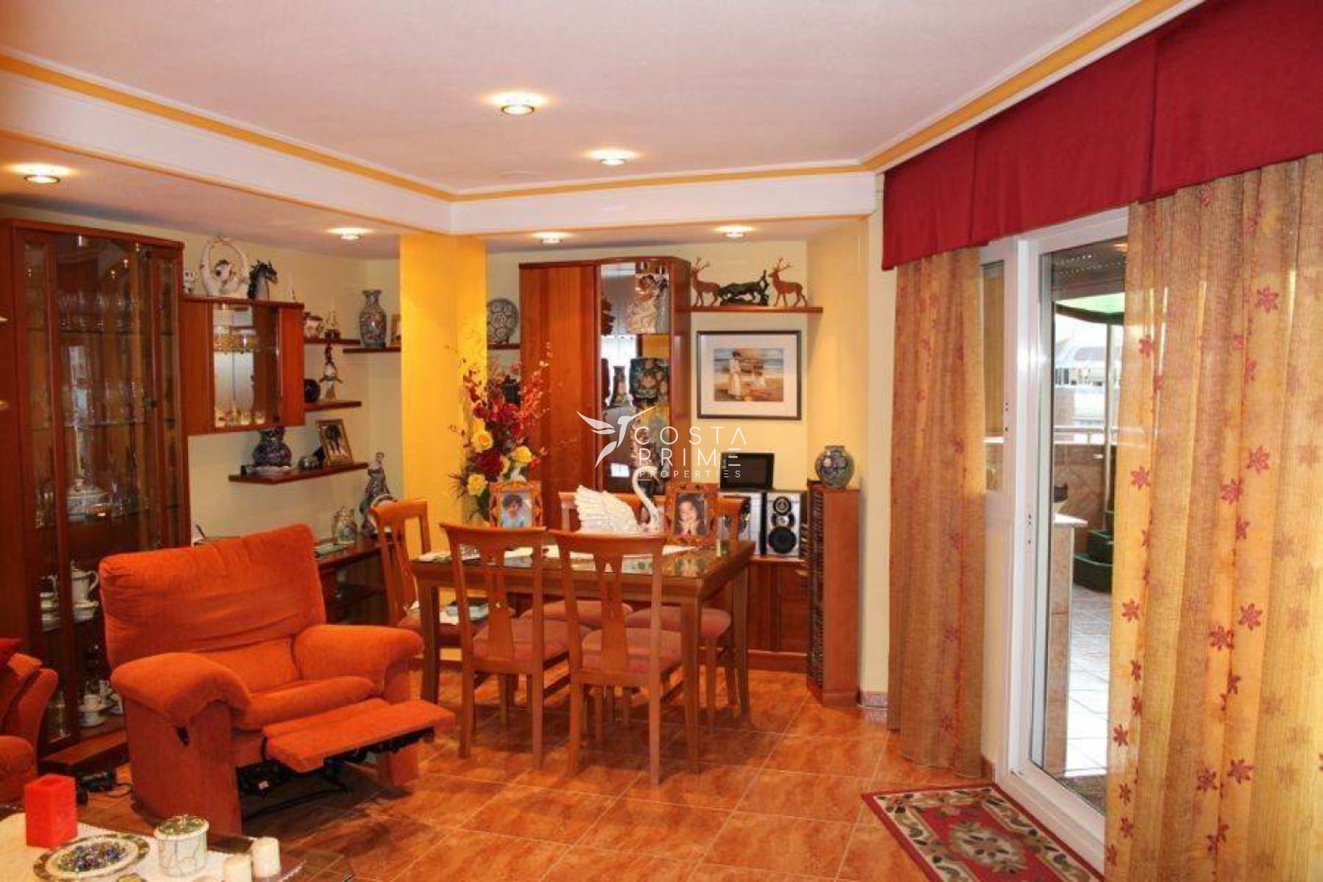 Resale - Apartment / Flat - Benidorm