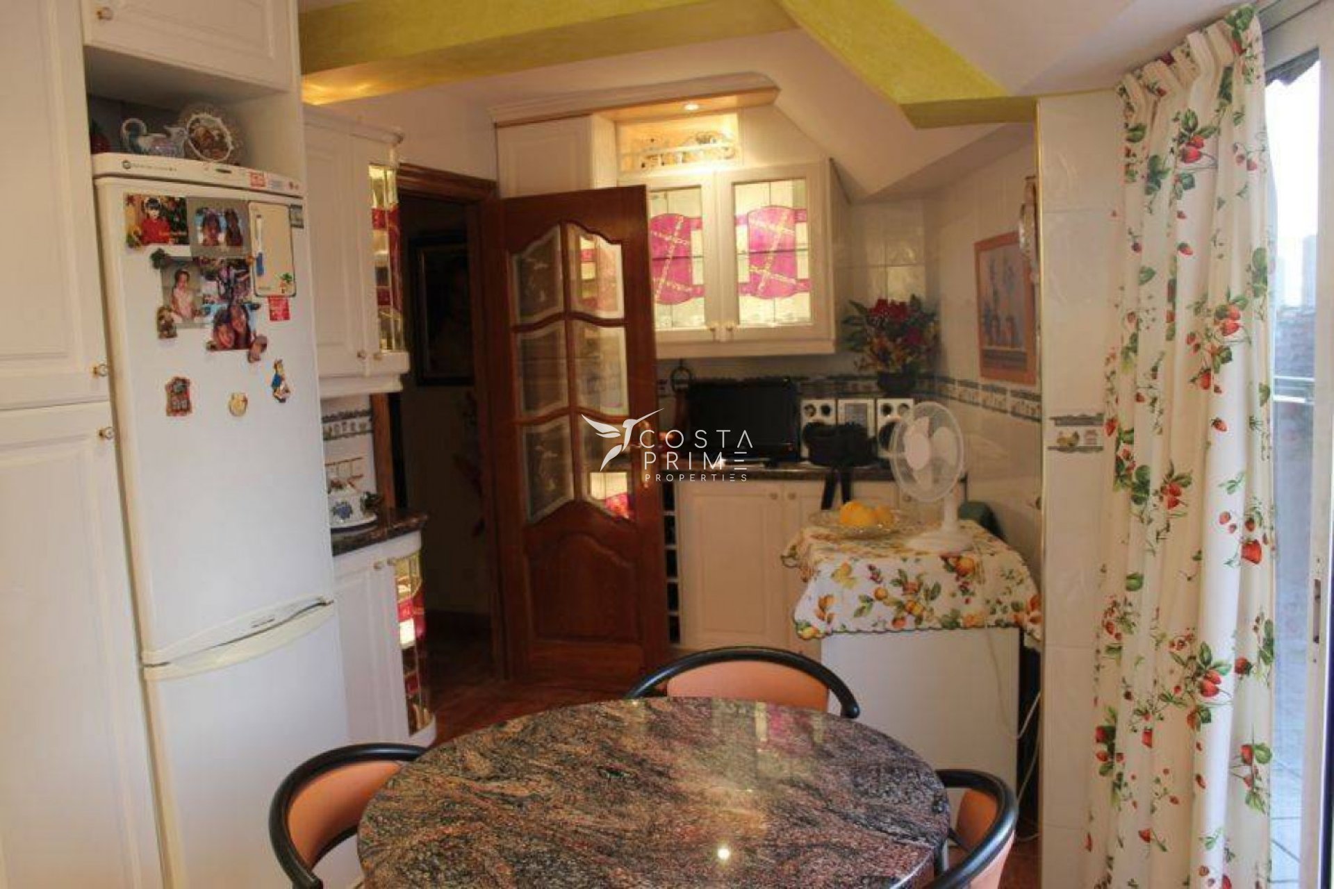 Resale - Apartment / Flat - Benidorm