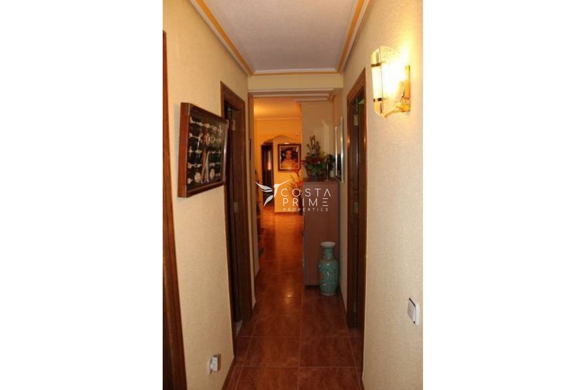 Resale - Apartment / Flat - Benidorm