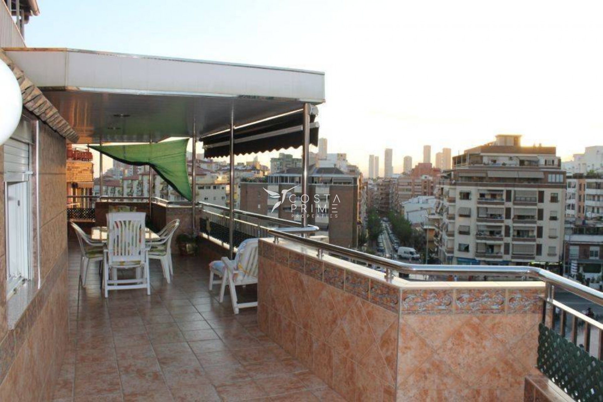 Resale - Apartment / Flat - Benidorm