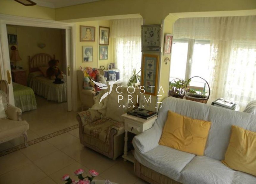 Resale - Apartment / Flat - Benidorm