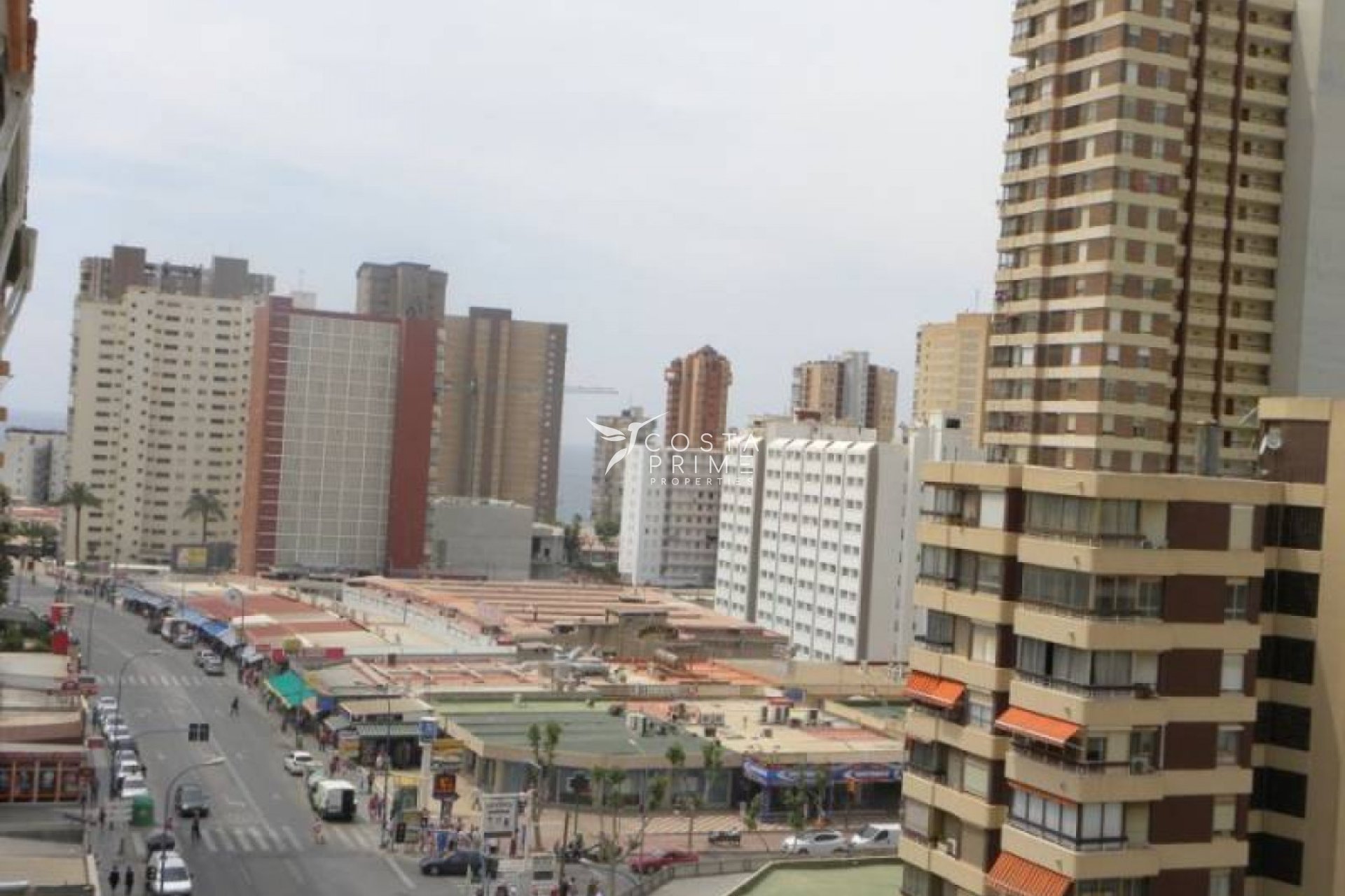 Resale - Apartment / Flat - Benidorm