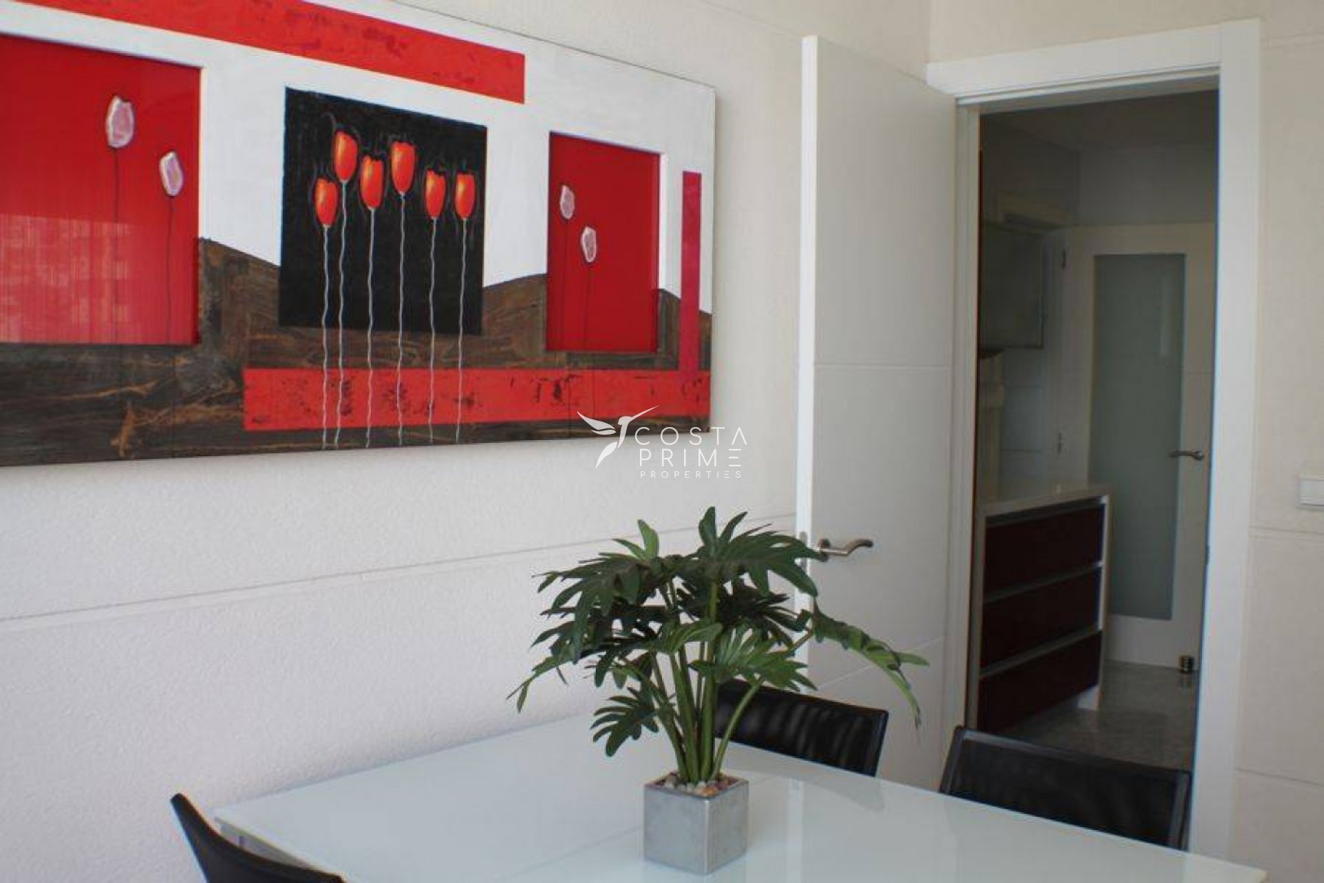 Resale - Apartment / Flat - Benidorm