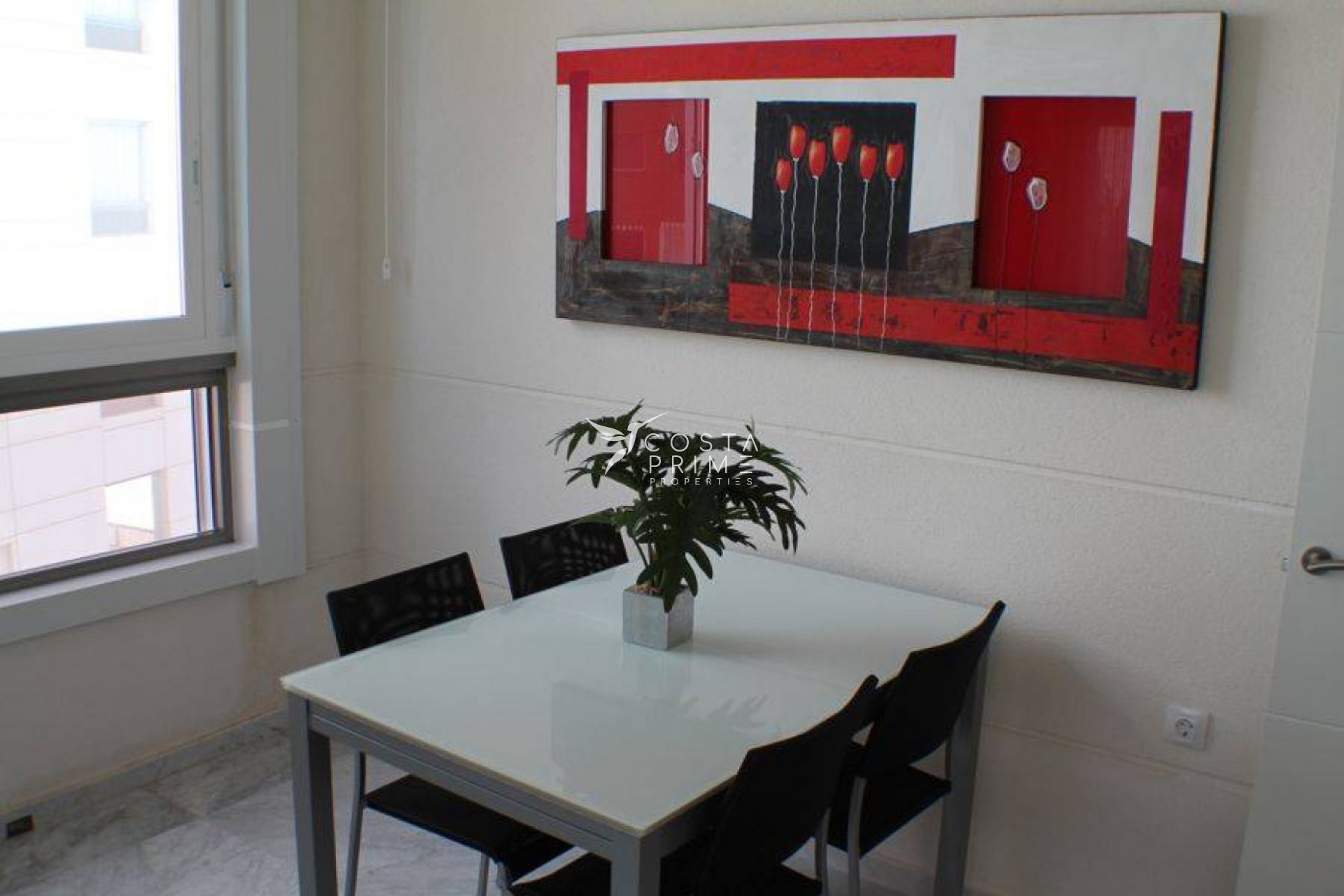 Resale - Apartment / Flat - Benidorm