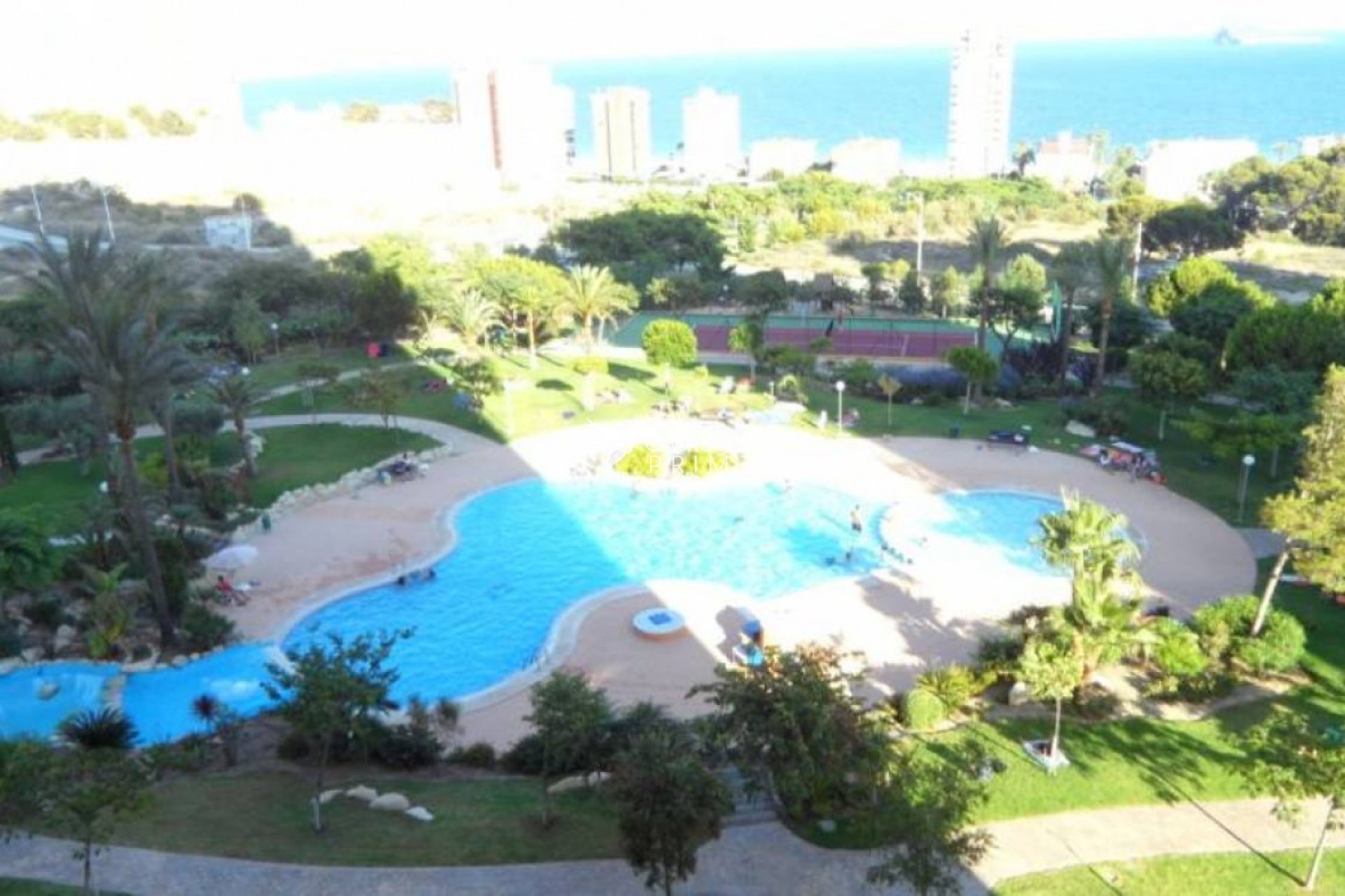 Resale - Apartment / Flat - Benidorm