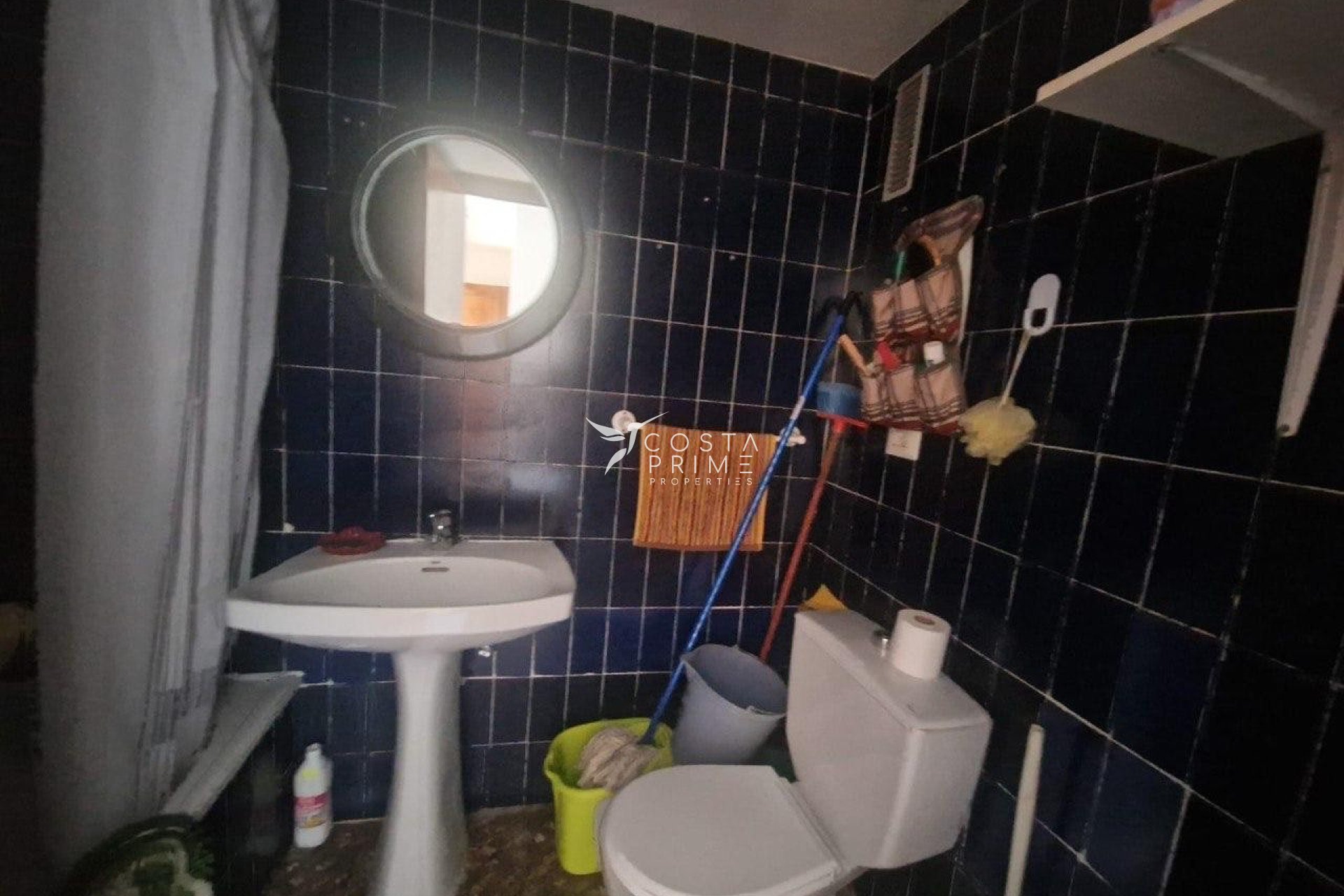 Resale - Apartment / Flat - Benidorm