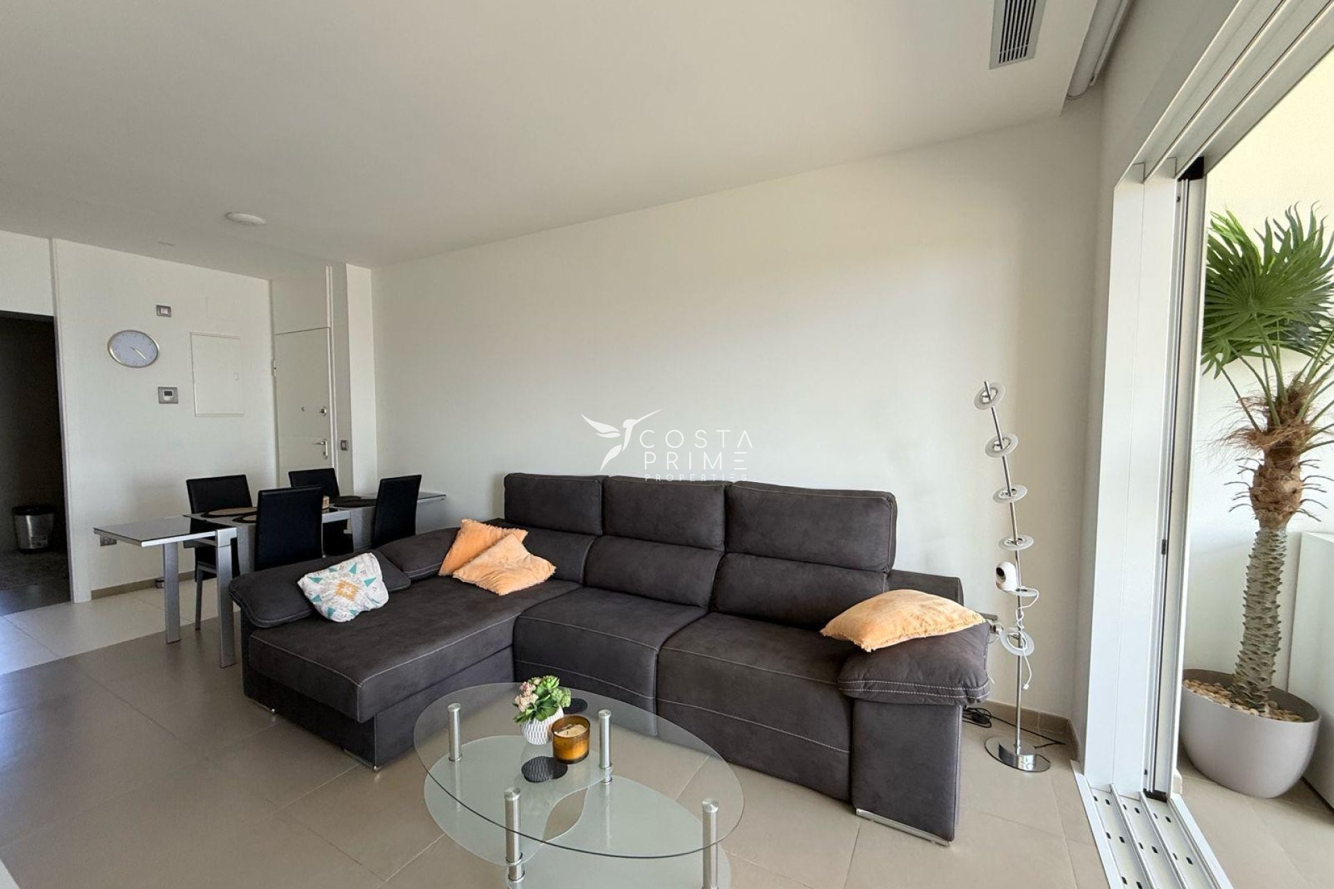 Resale - Apartment / Flat - Benidorm
