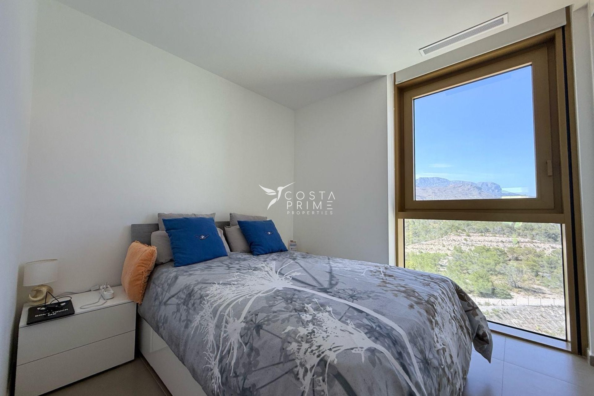 Resale - Apartment / Flat - Benidorm