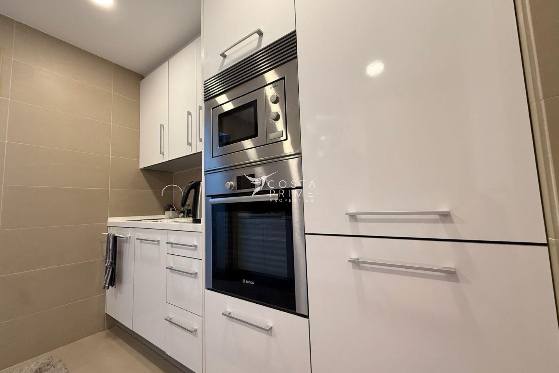 Resale - Apartment / Flat - Benidorm