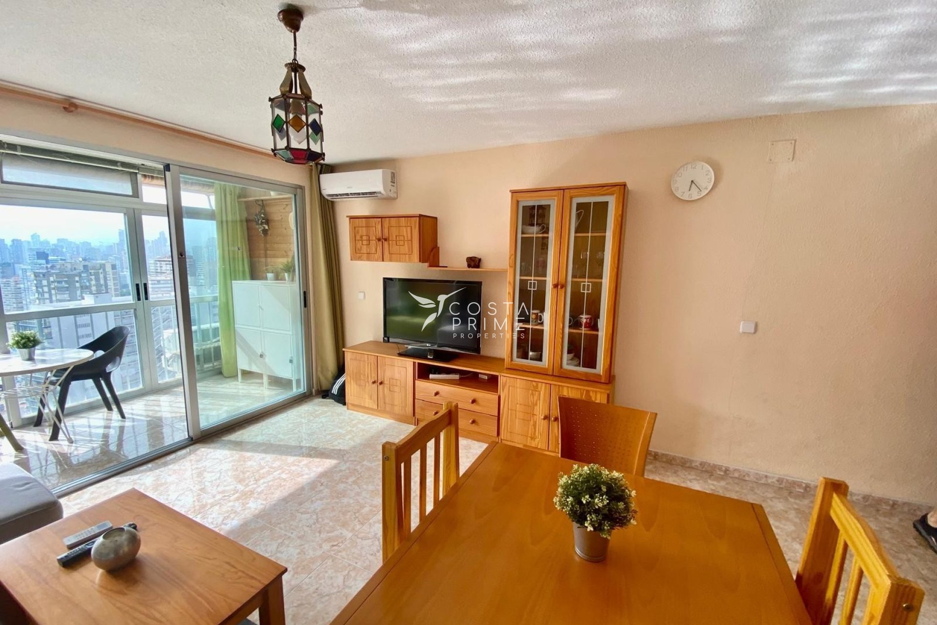 Resale - Apartment / Flat - Benidorm