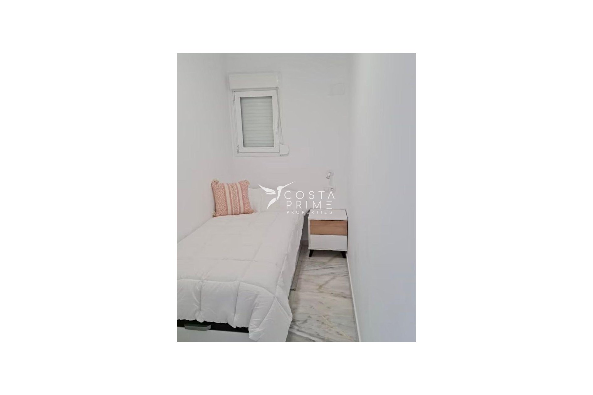 Resale - Apartment / Flat - Benidorm