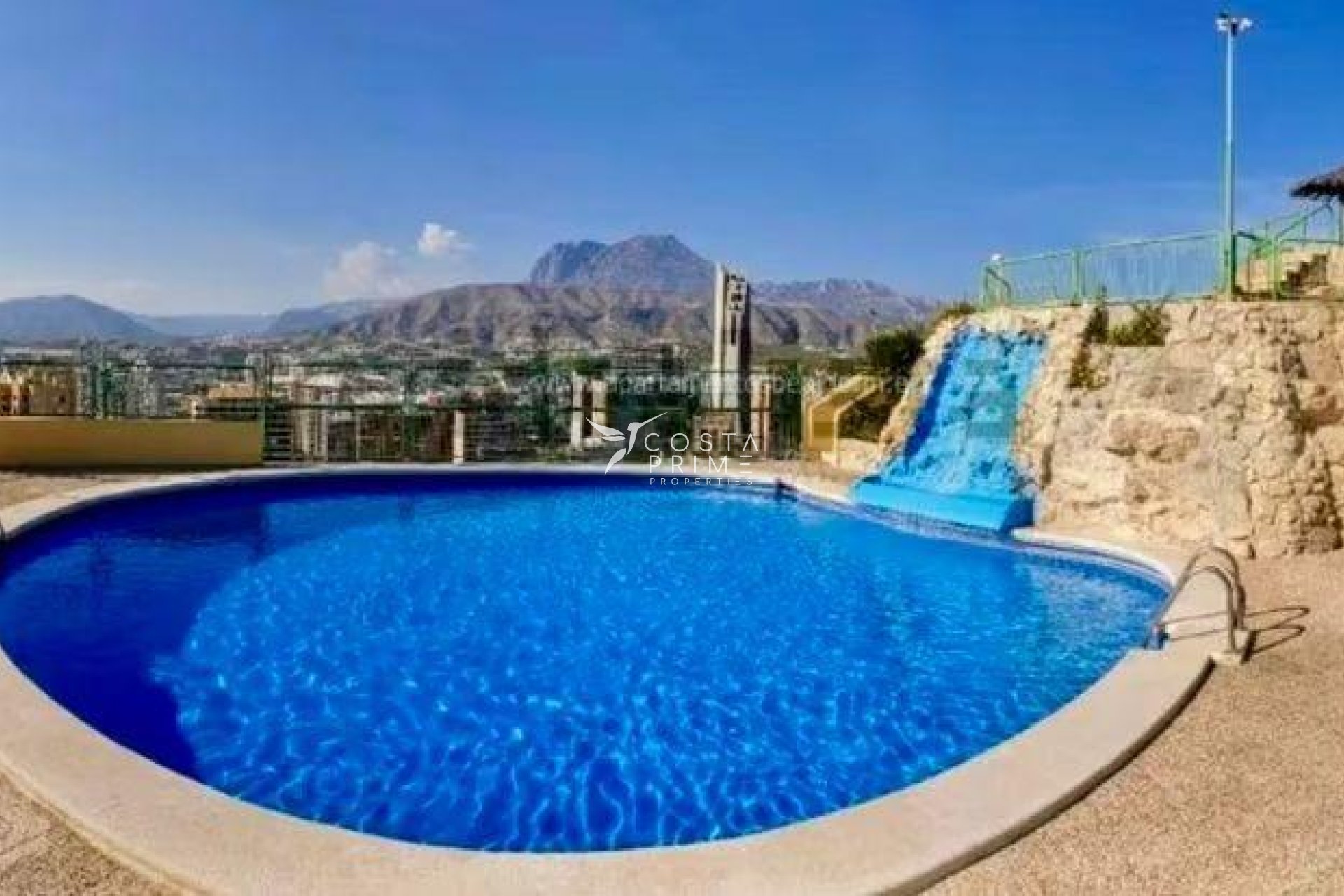 Resale - Apartment / Flat - Benidorm