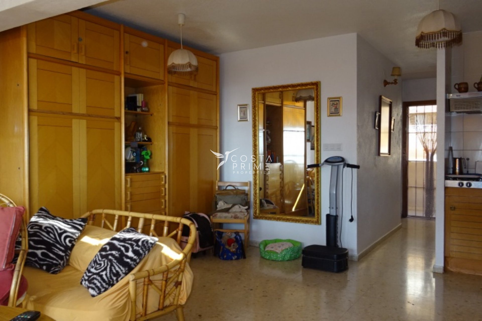 Resale - Apartment / Flat - Benidorm