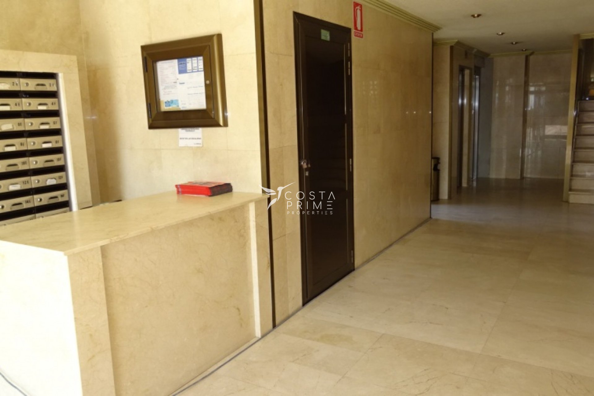 Resale - Apartment / Flat - Benidorm