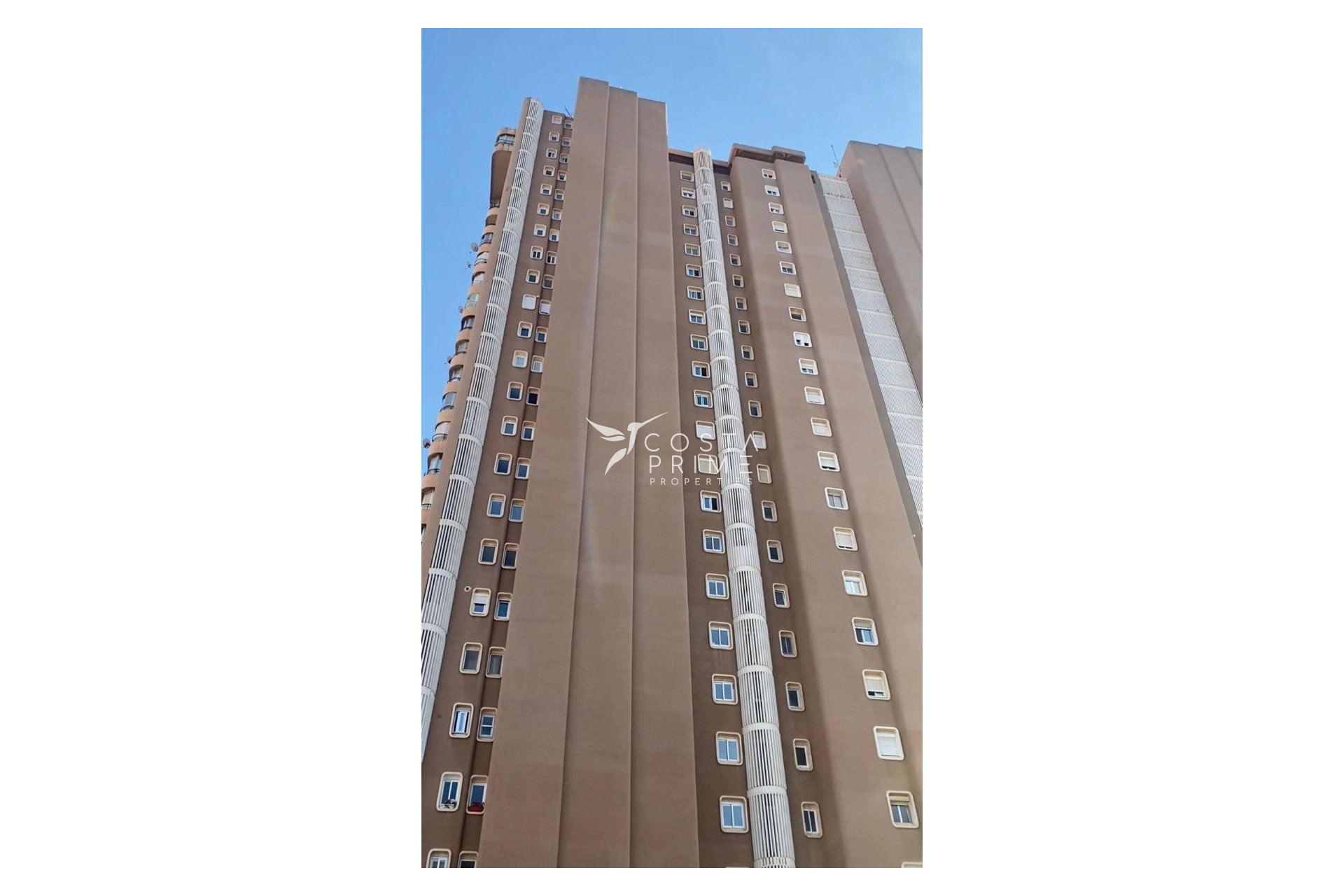 Resale - Apartment / Flat - Benidorm