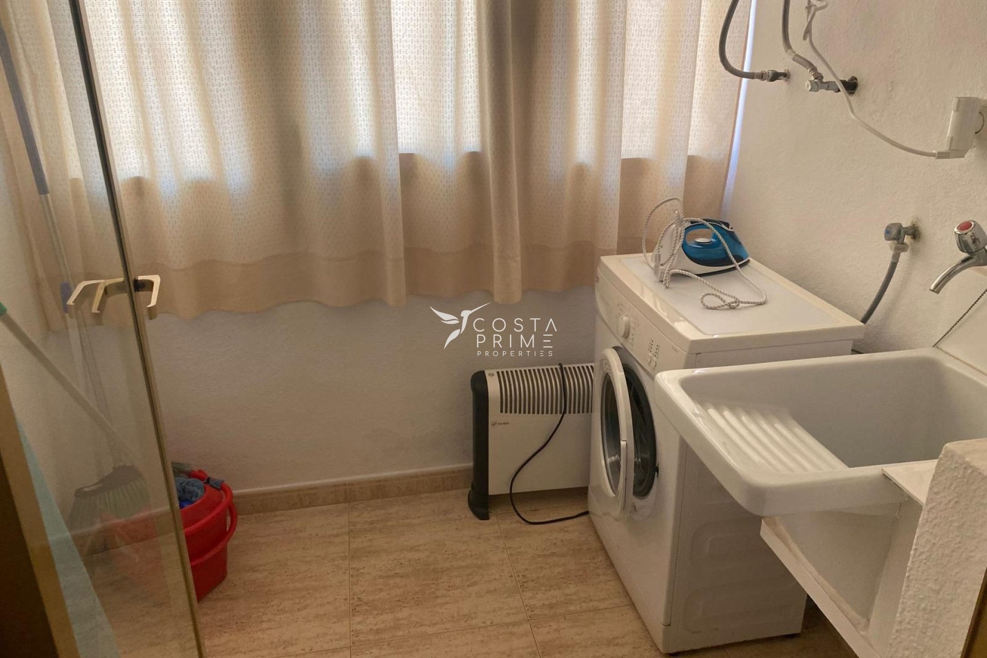 Resale - Apartment / Flat - Benidorm