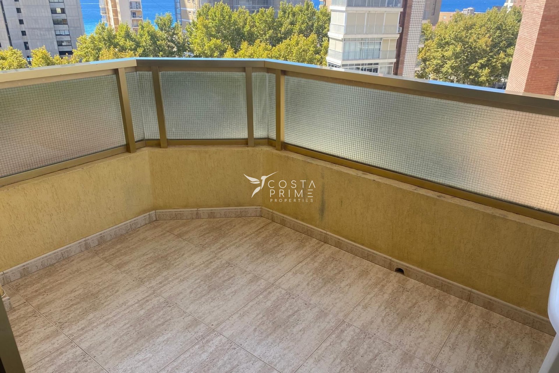 Resale - Apartment / Flat - Benidorm