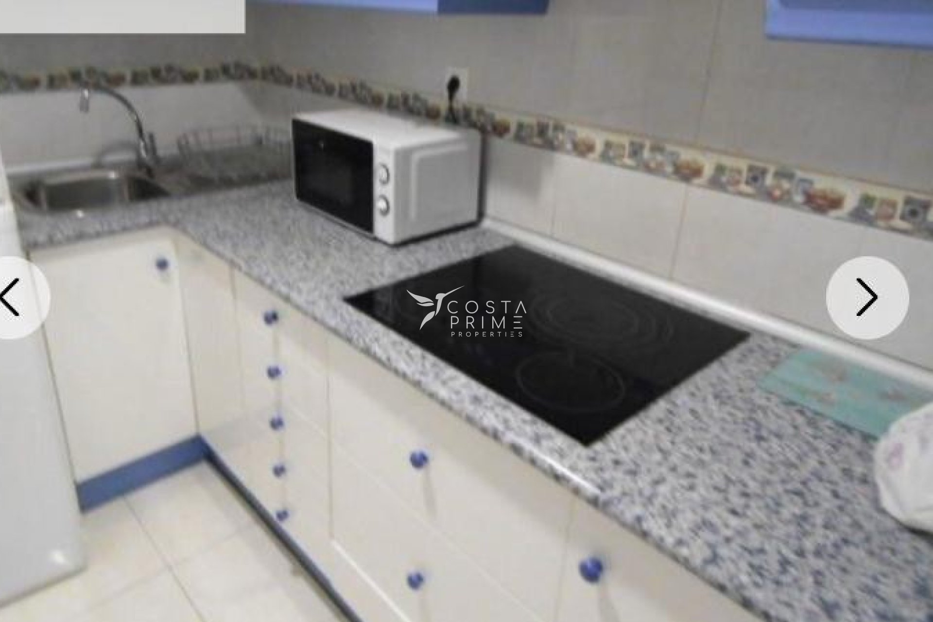 Resale - Apartment / Flat - Benidorm