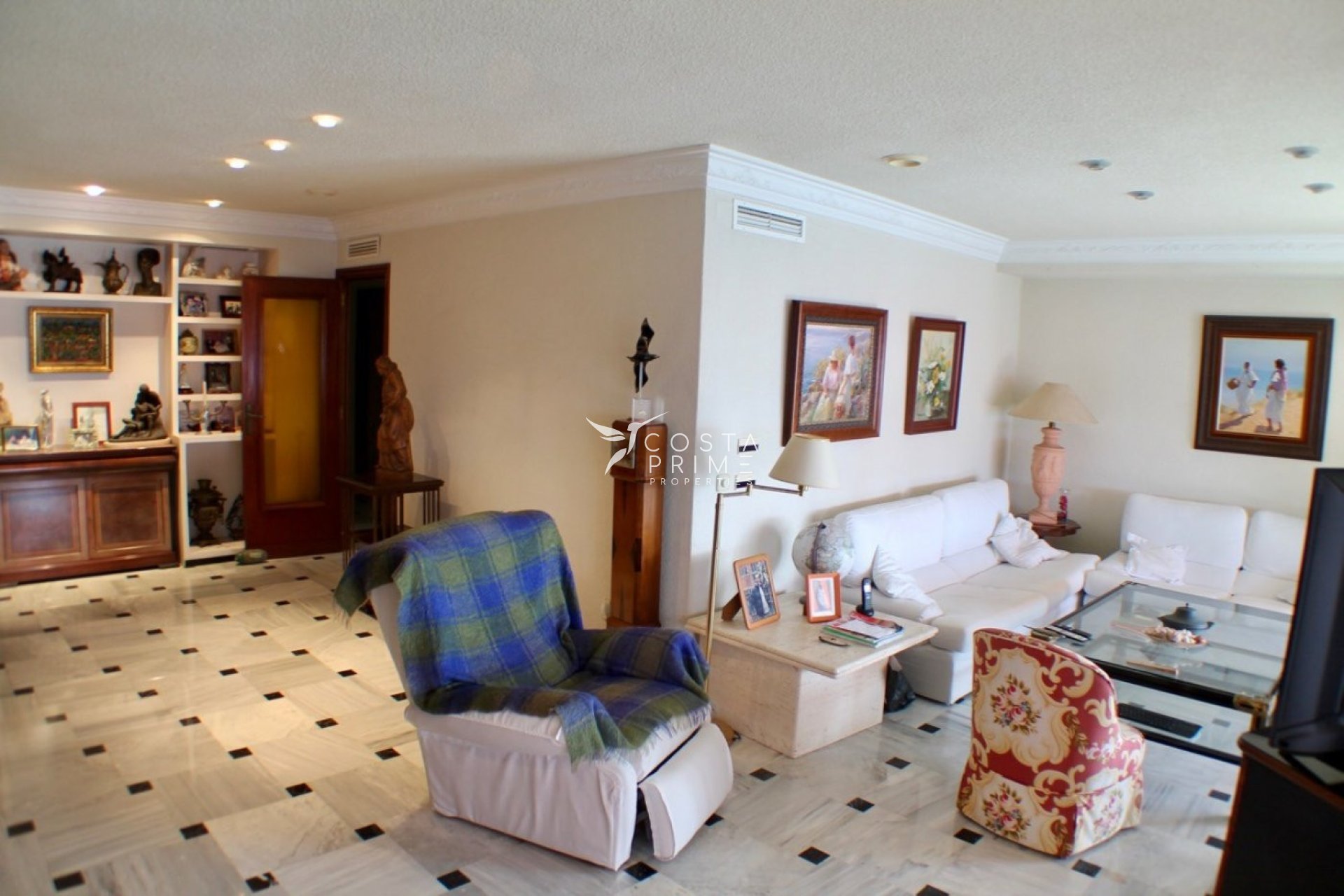 Resale - Apartment / Flat - Benidorm