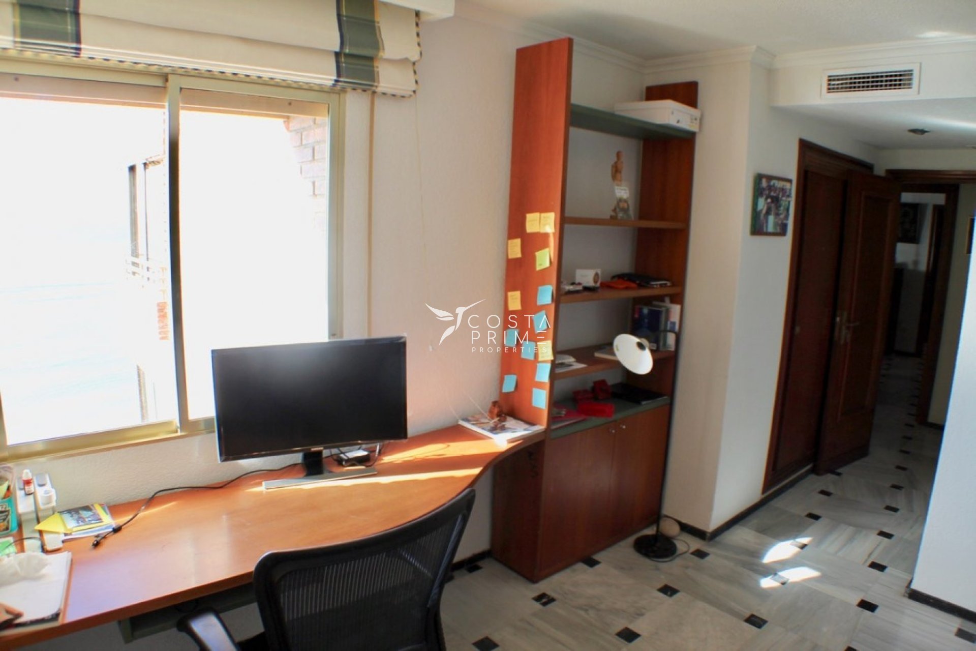 Resale - Apartment / Flat - Benidorm