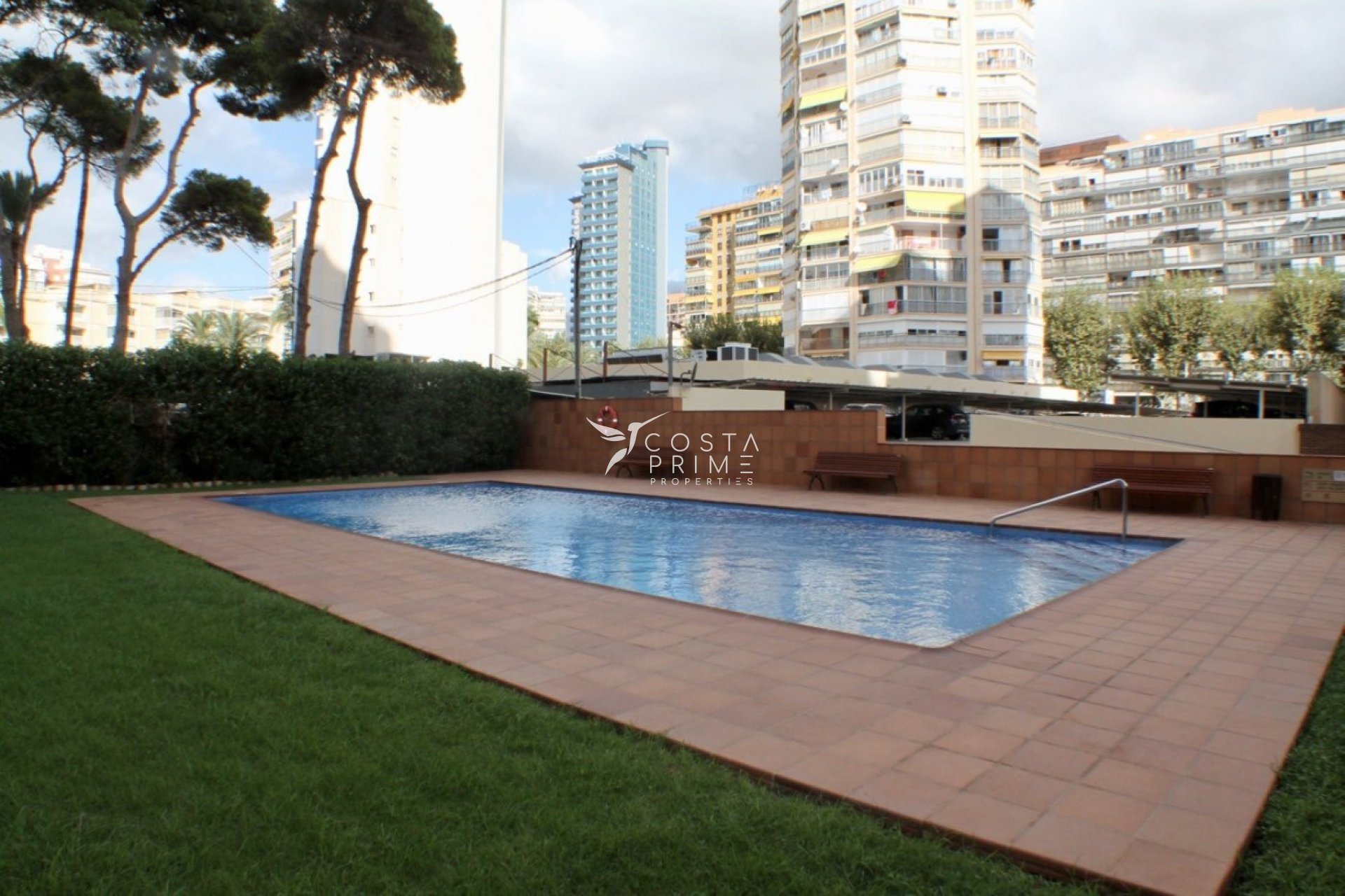 Resale - Apartment / Flat - Benidorm