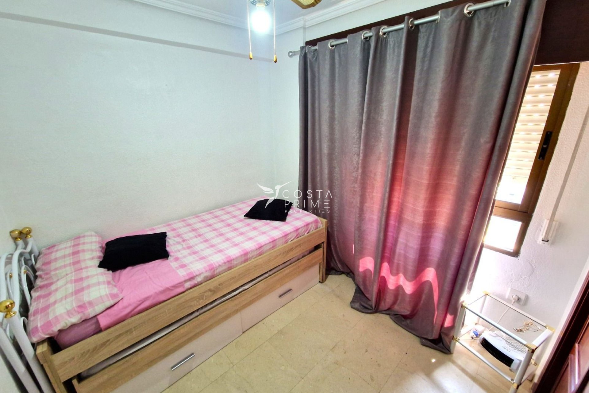 Resale - Apartment / Flat - Benidorm