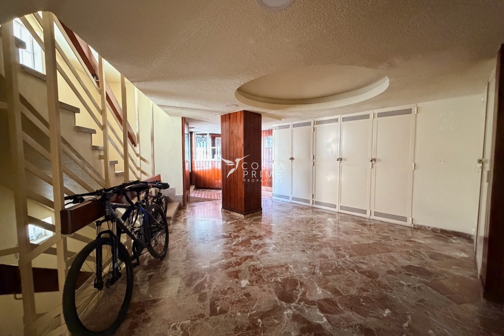 Resale - Apartment / Flat - Benidorm
