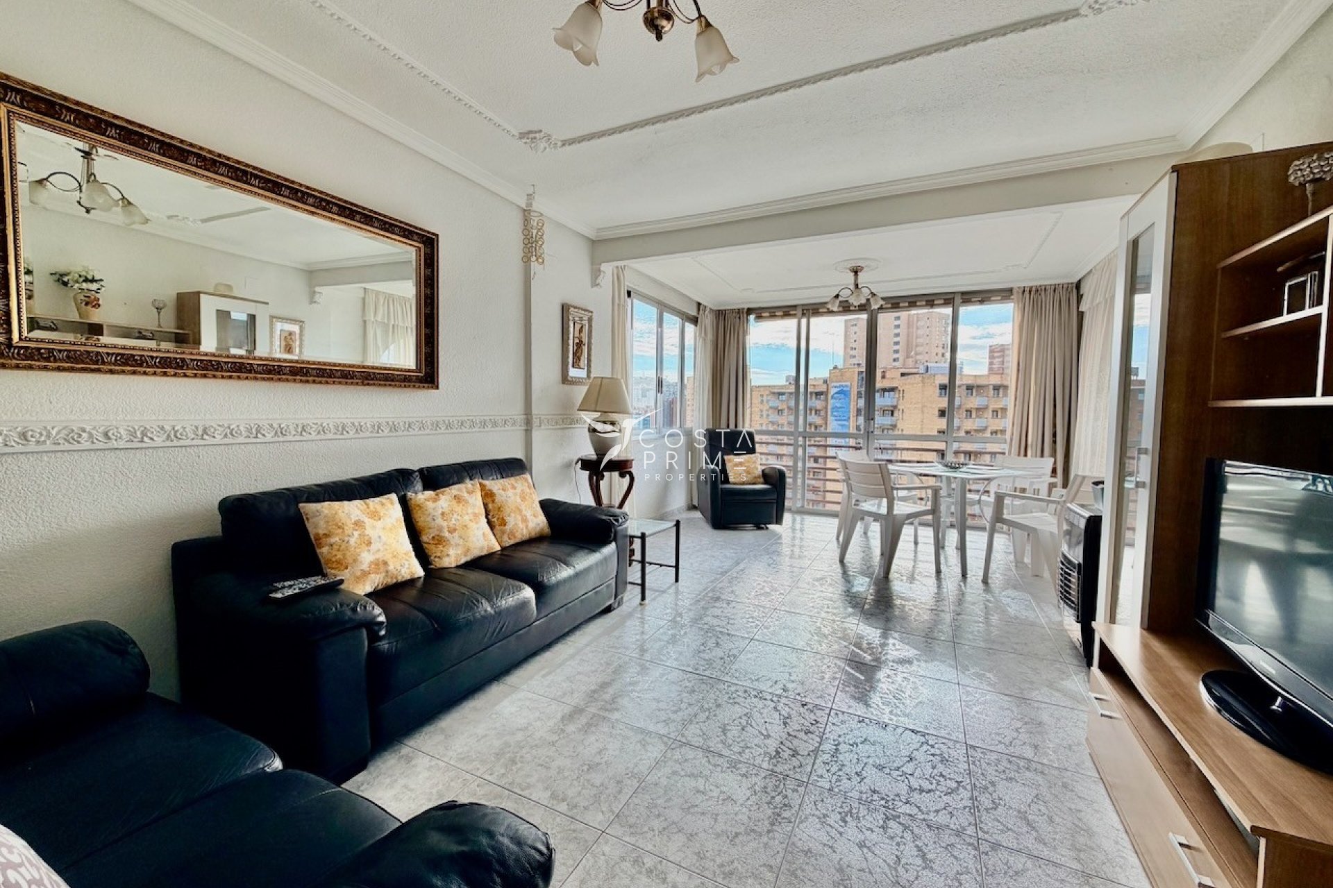 Resale - Apartment / Flat - Benidorm