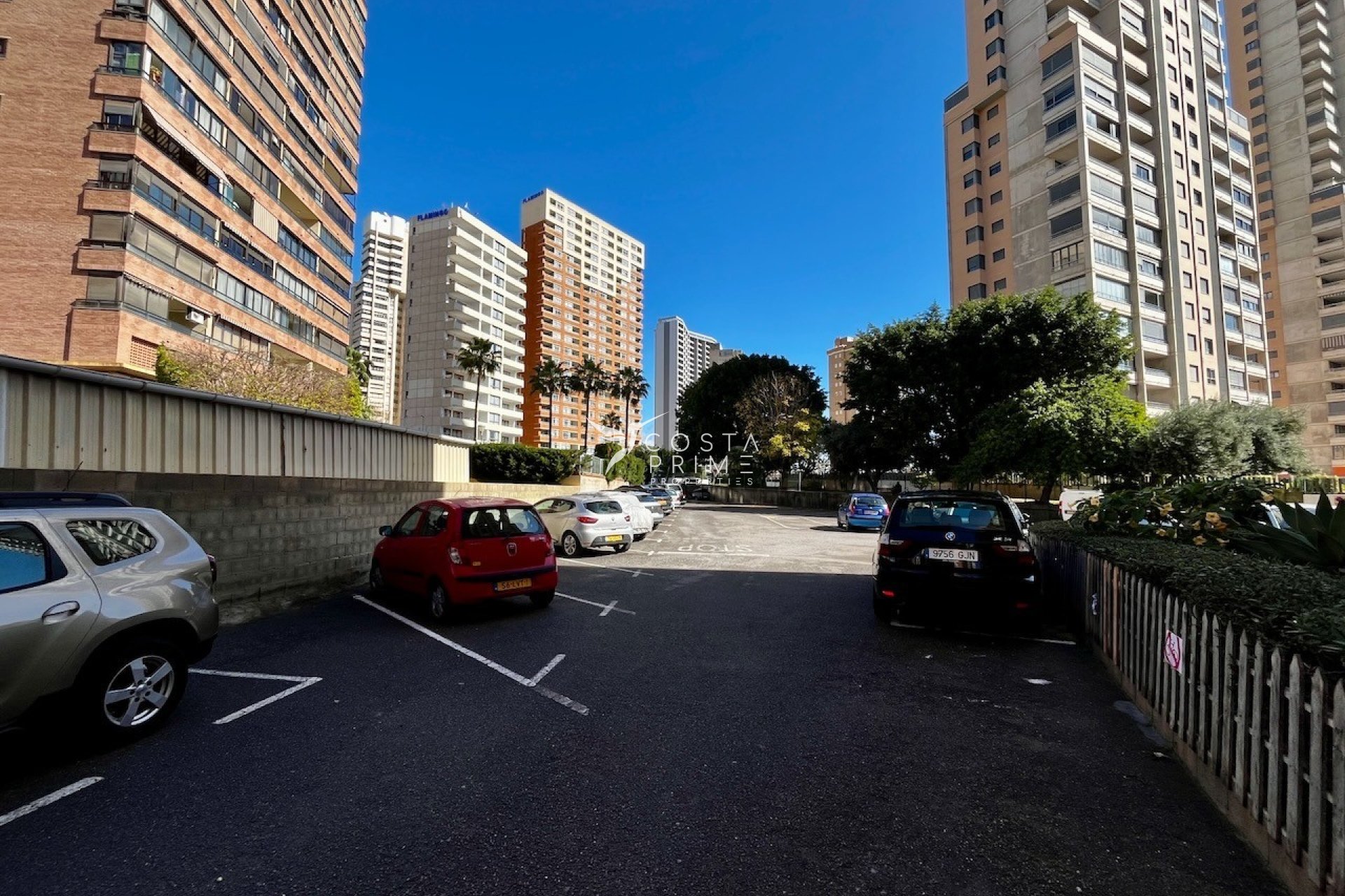 Resale - Apartment / Flat - Benidorm