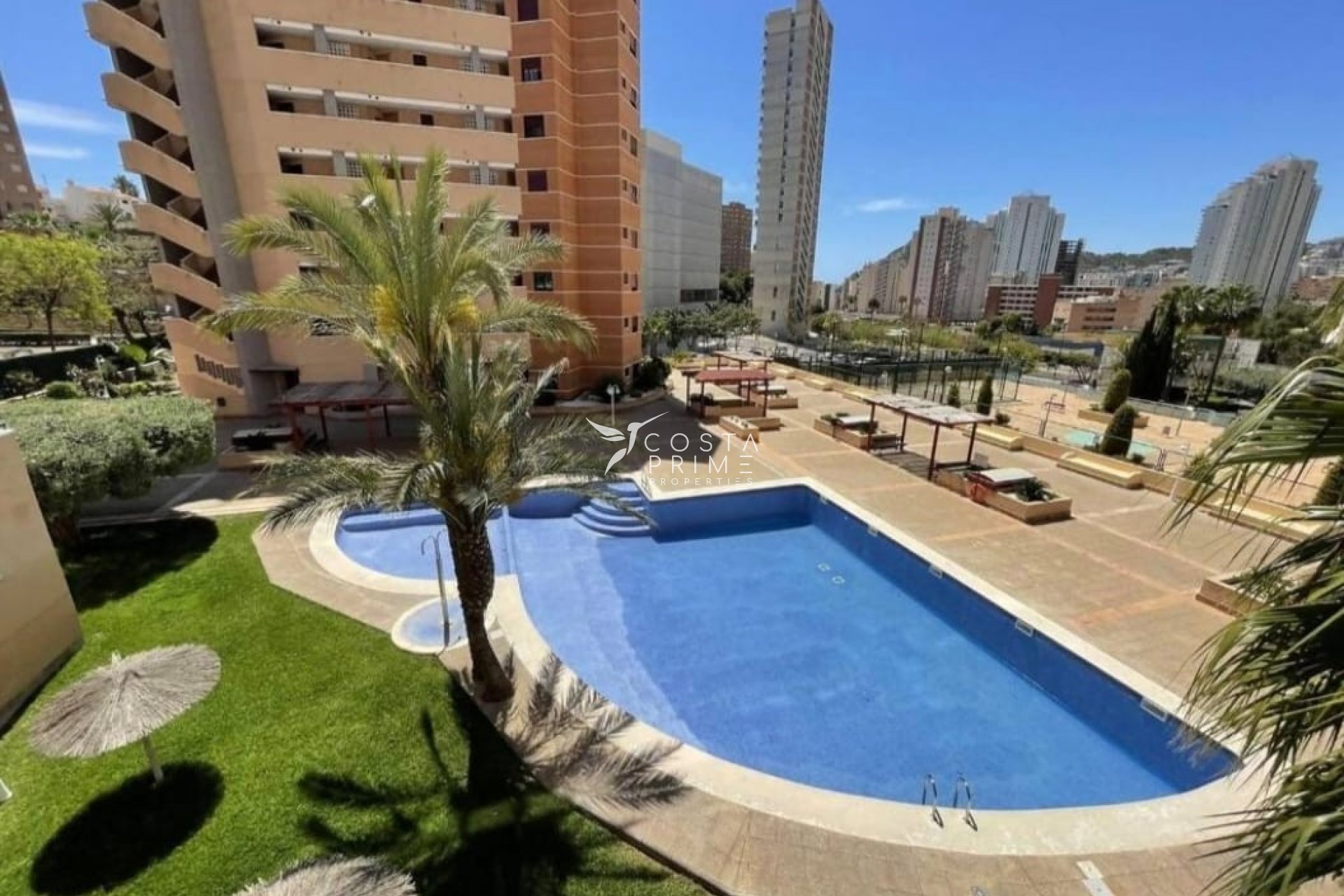 Resale - Apartment / Flat - Benidorm