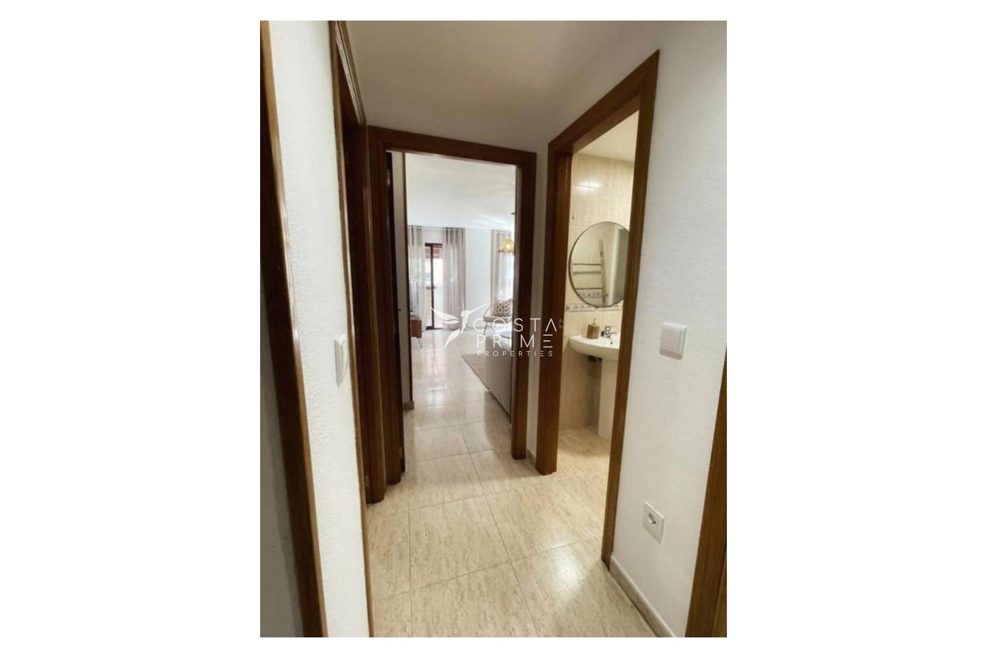 Resale - Apartment / Flat - Benidorm