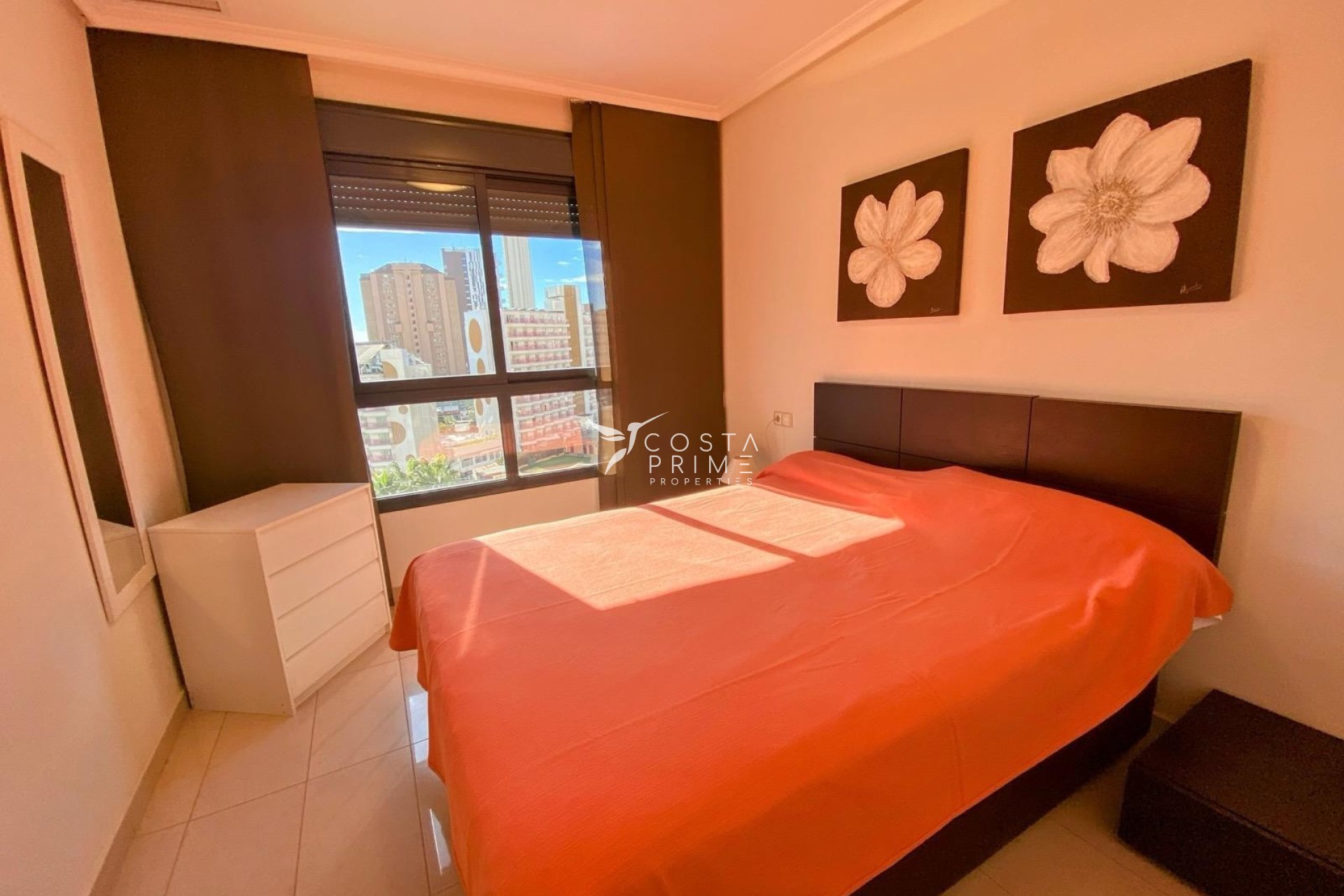 Resale - Apartment / Flat - Benidorm