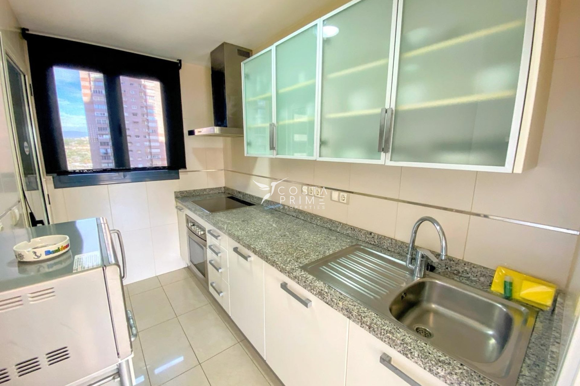 Resale - Apartment / Flat - Benidorm