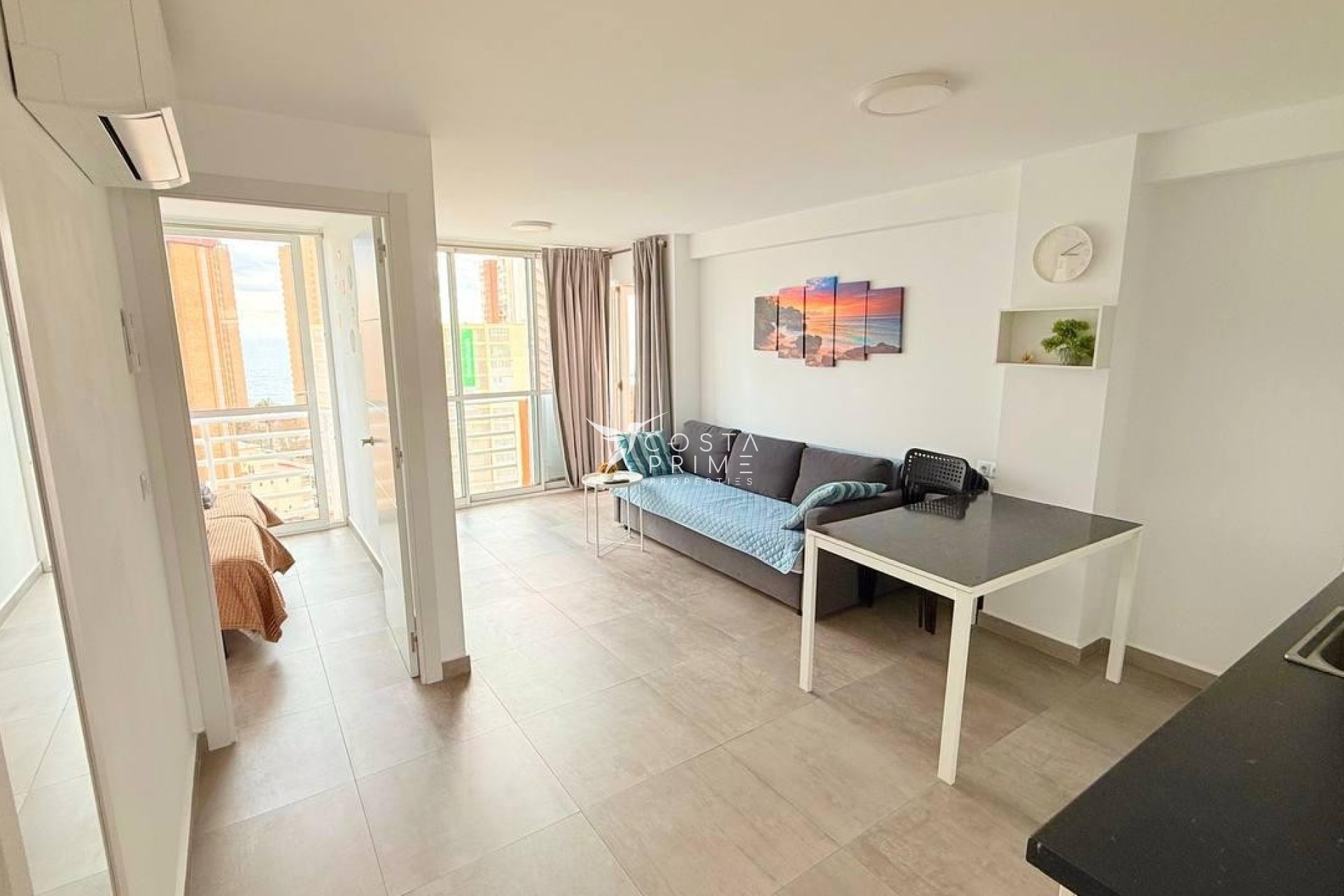 Resale - Apartment / Flat - Benidorm