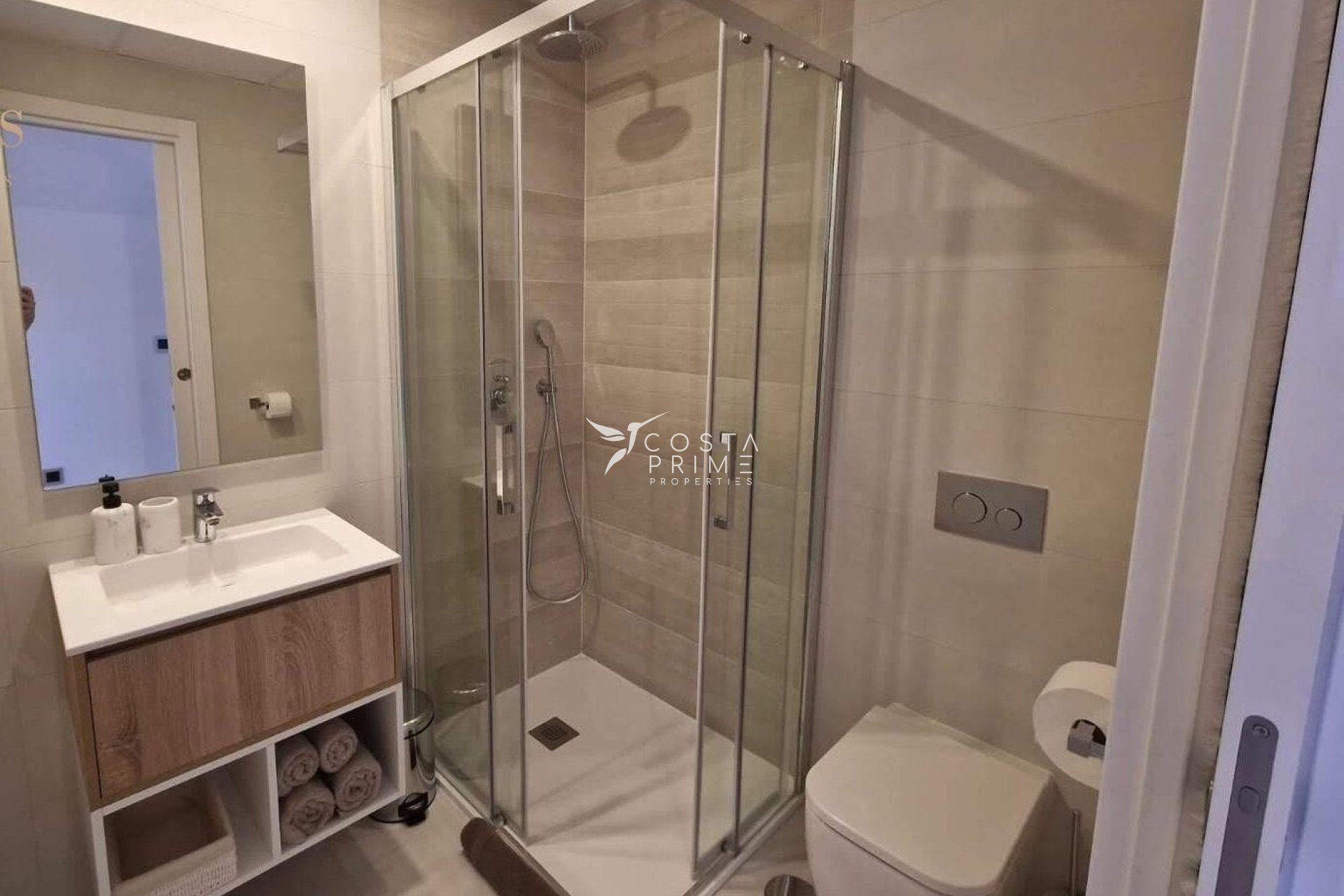 Resale - Apartment / Flat - Benidorm