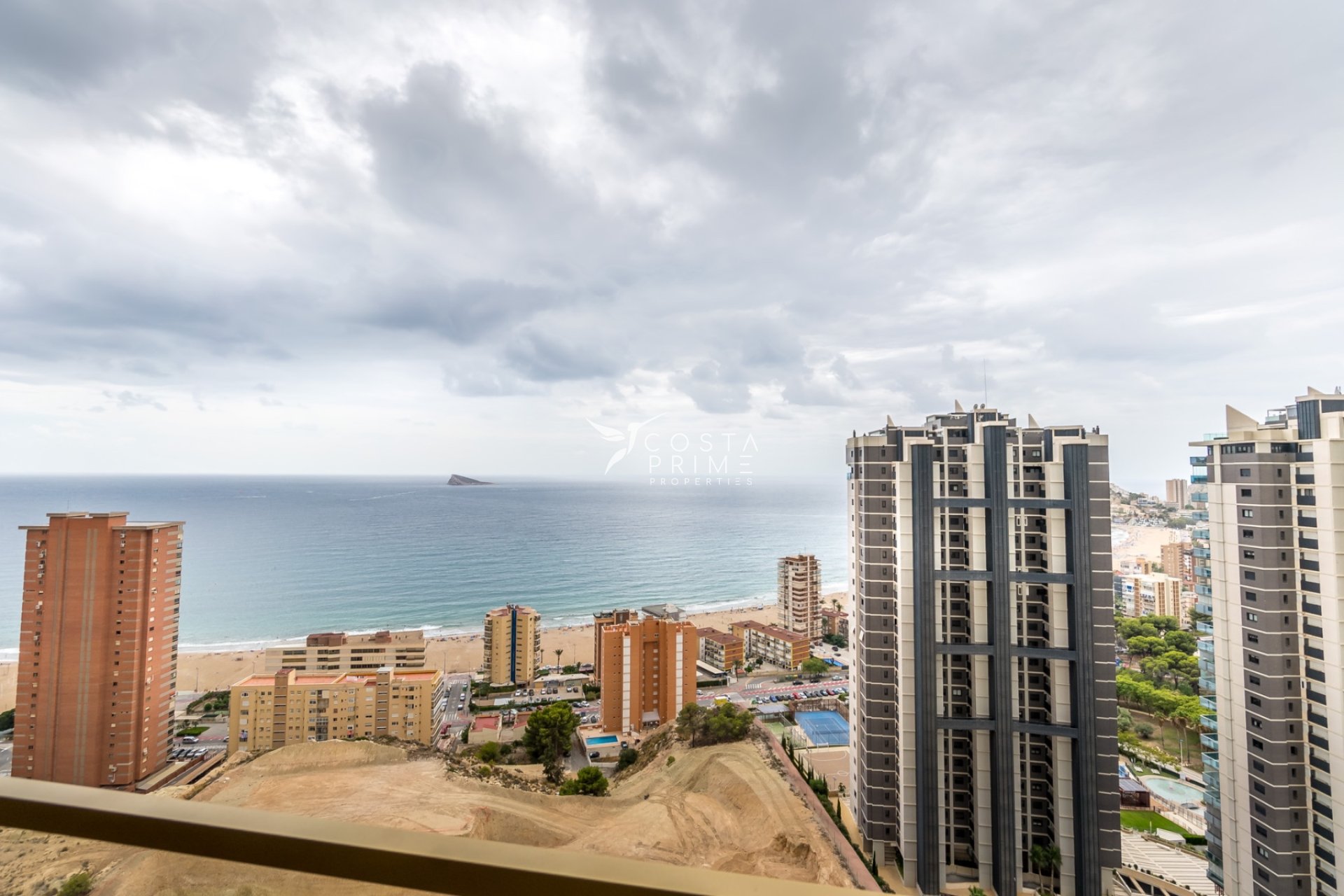 Resale - Apartment / Flat - Benidorm