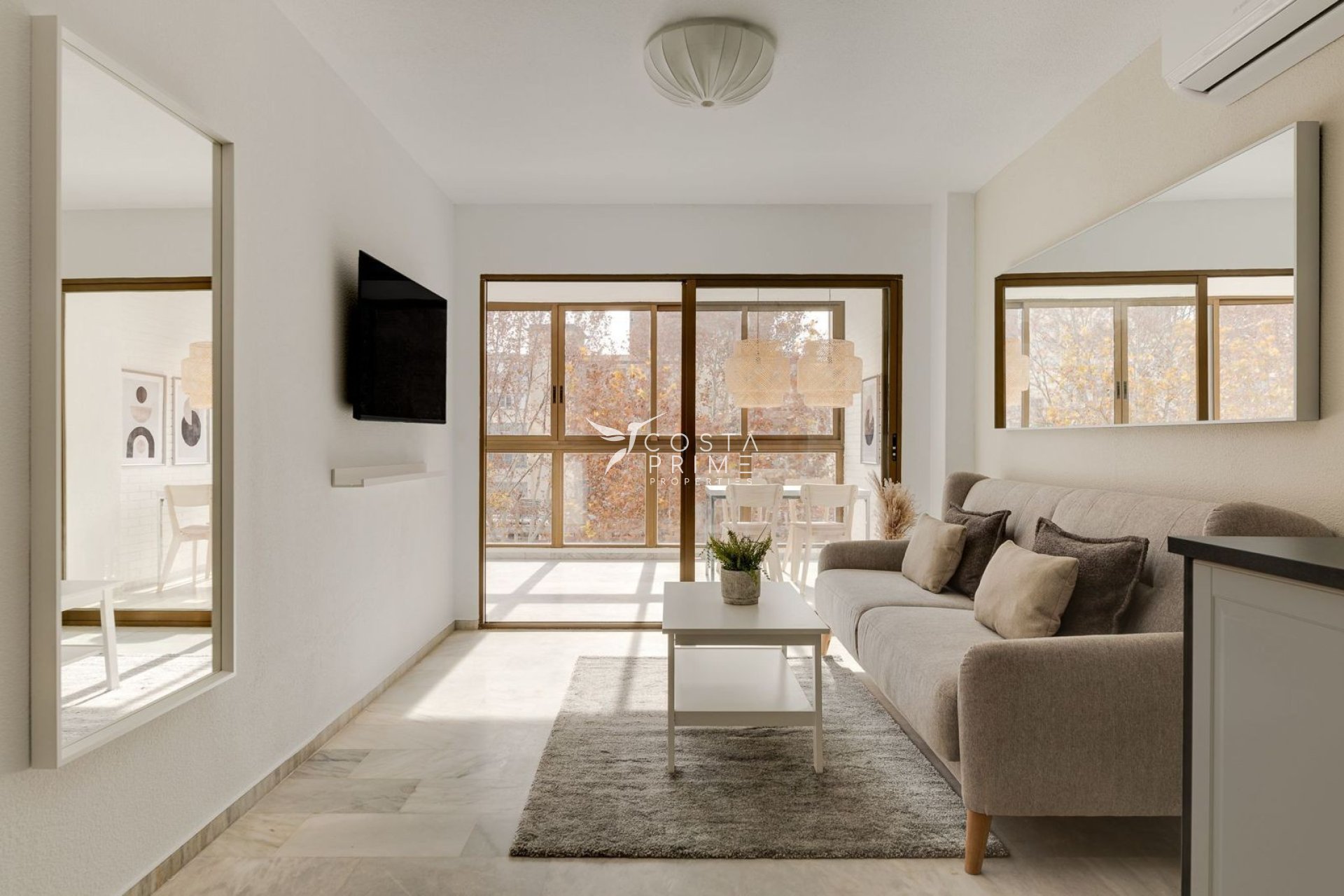 Resale - Apartment / Flat - Benidorm