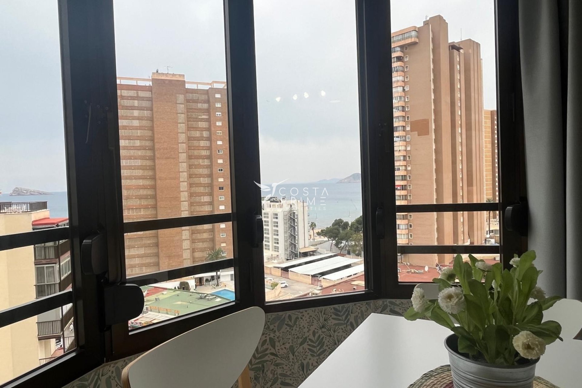 Resale - Apartment / Flat - Benidorm