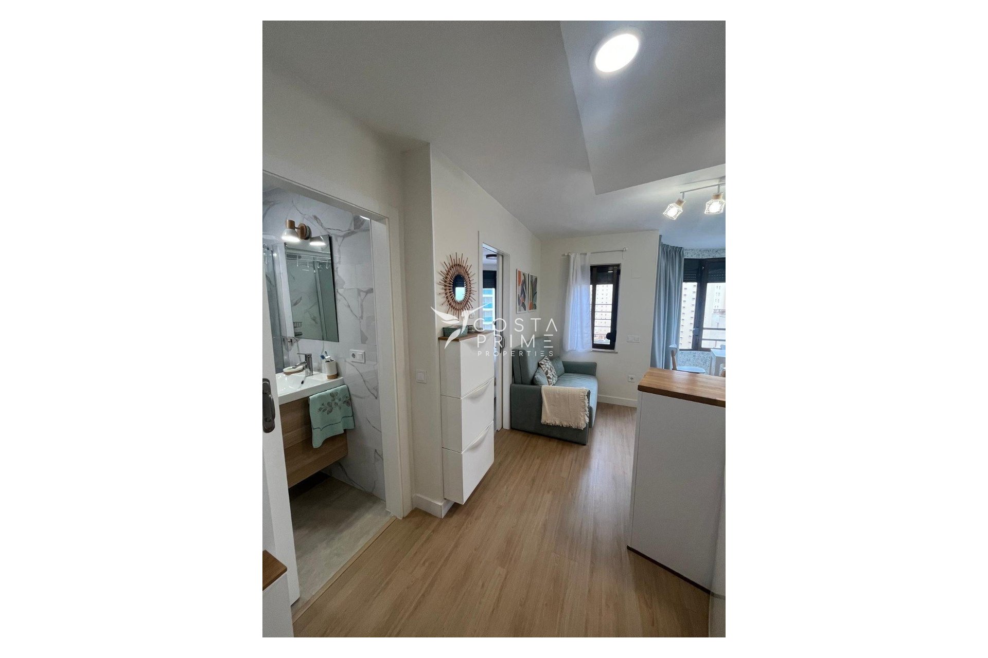 Resale - Apartment / Flat - Benidorm