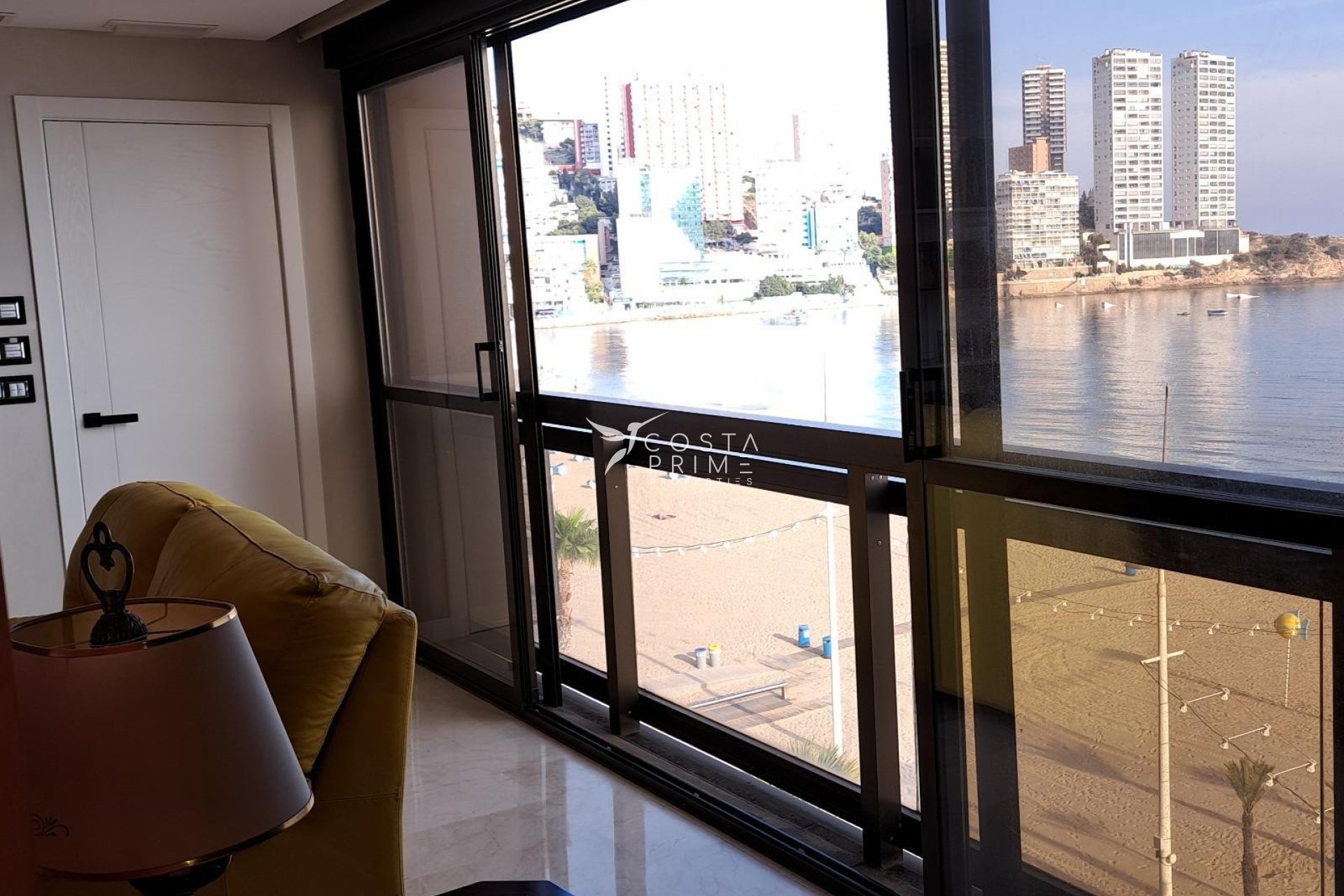 Resale - Apartment / Flat - Benidorm