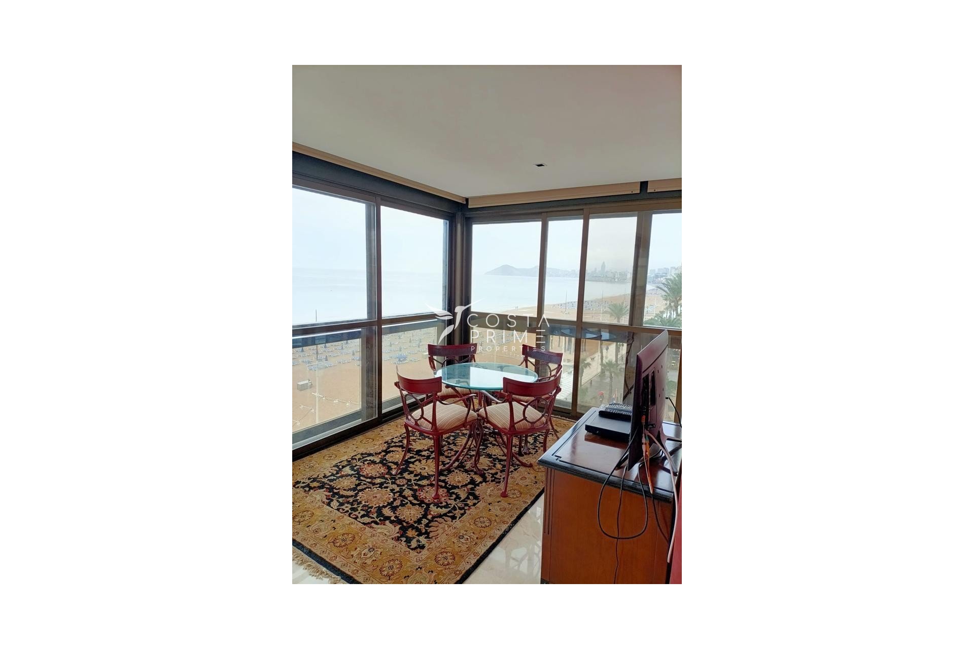 Resale - Apartment / Flat - Benidorm