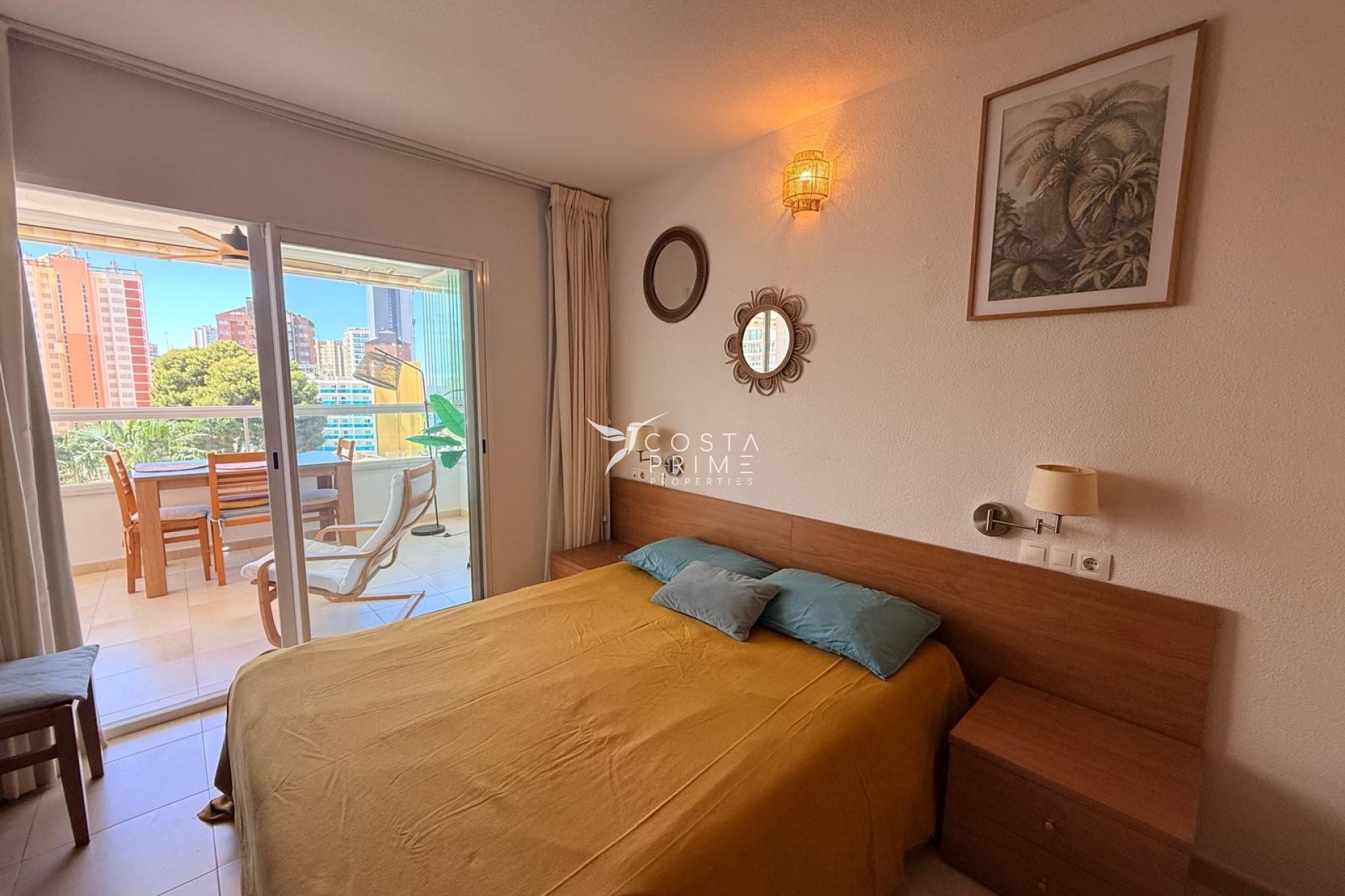 Resale - Apartment / Flat - Benidorm