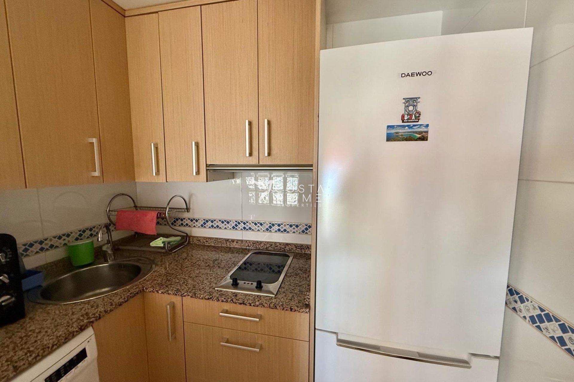 Resale - Apartment / Flat - Benidorm