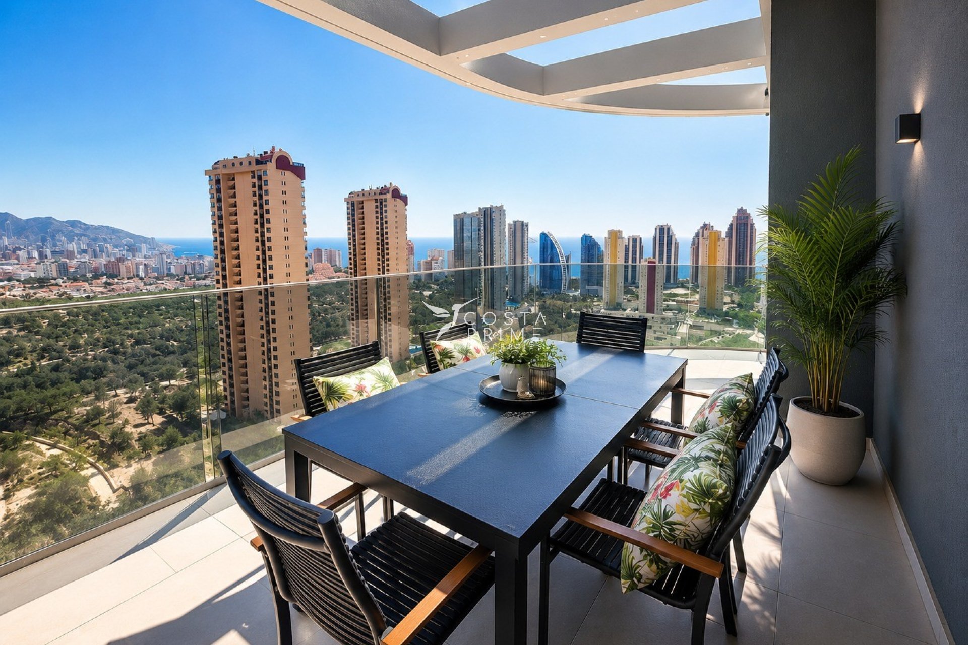 Resale - Apartment / Flat - Benidorm