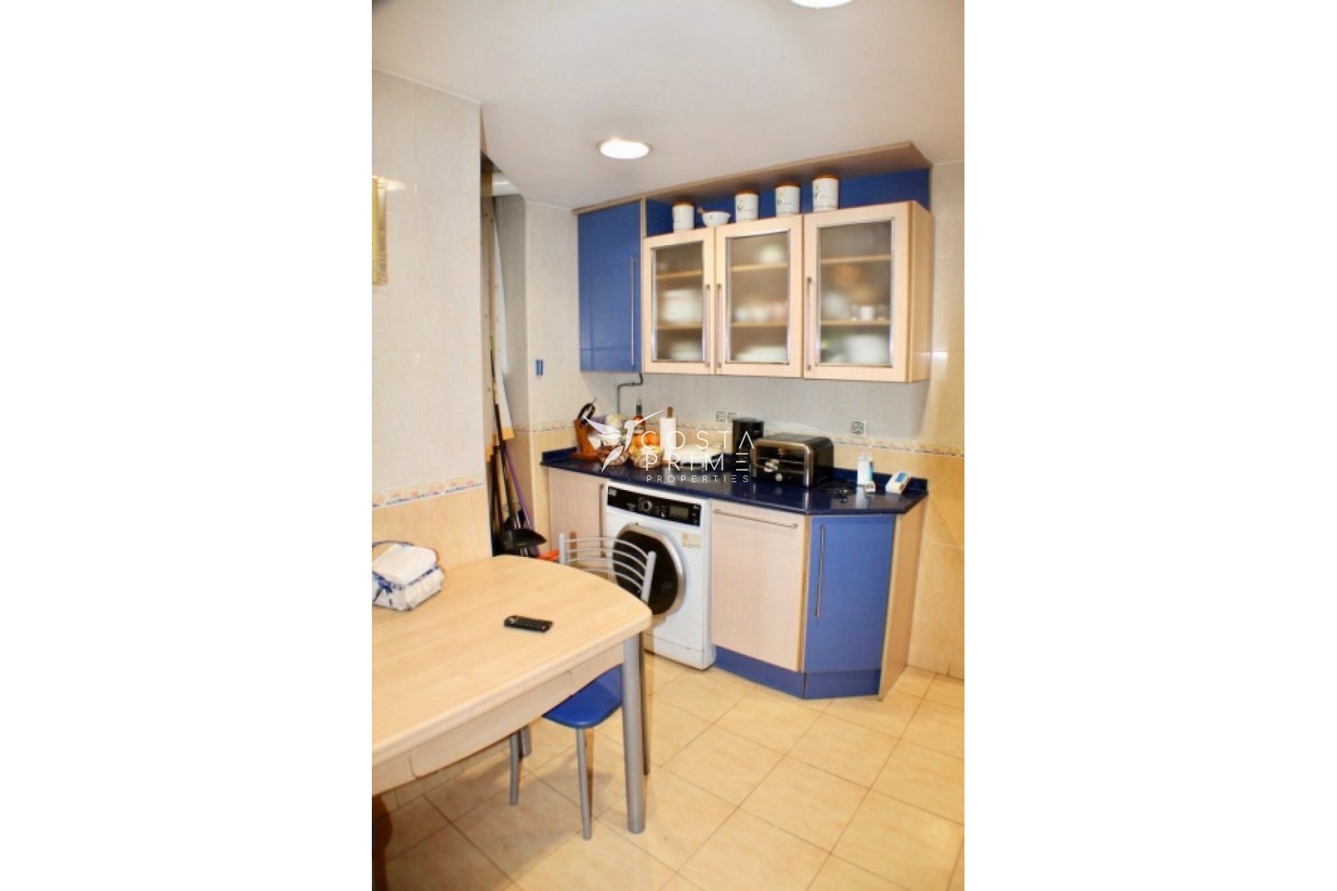 Resale - Apartment / Flat - Benidorm