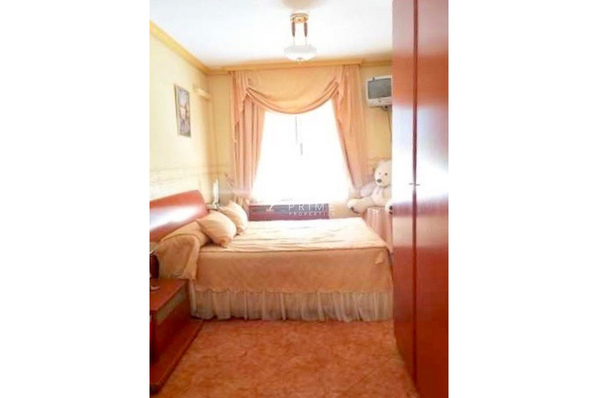 Resale - Apartment / Flat - Benidorm