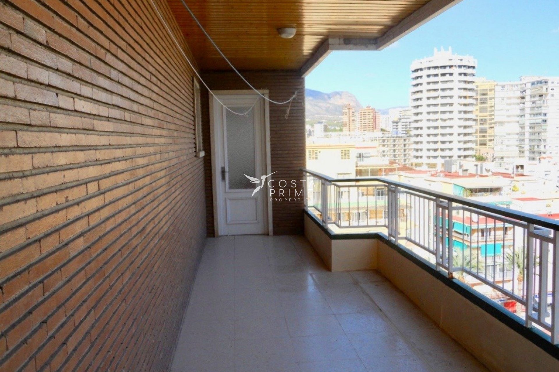 Resale - Apartment / Flat - Benidorm